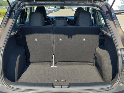 2025 Nissan Kicks S