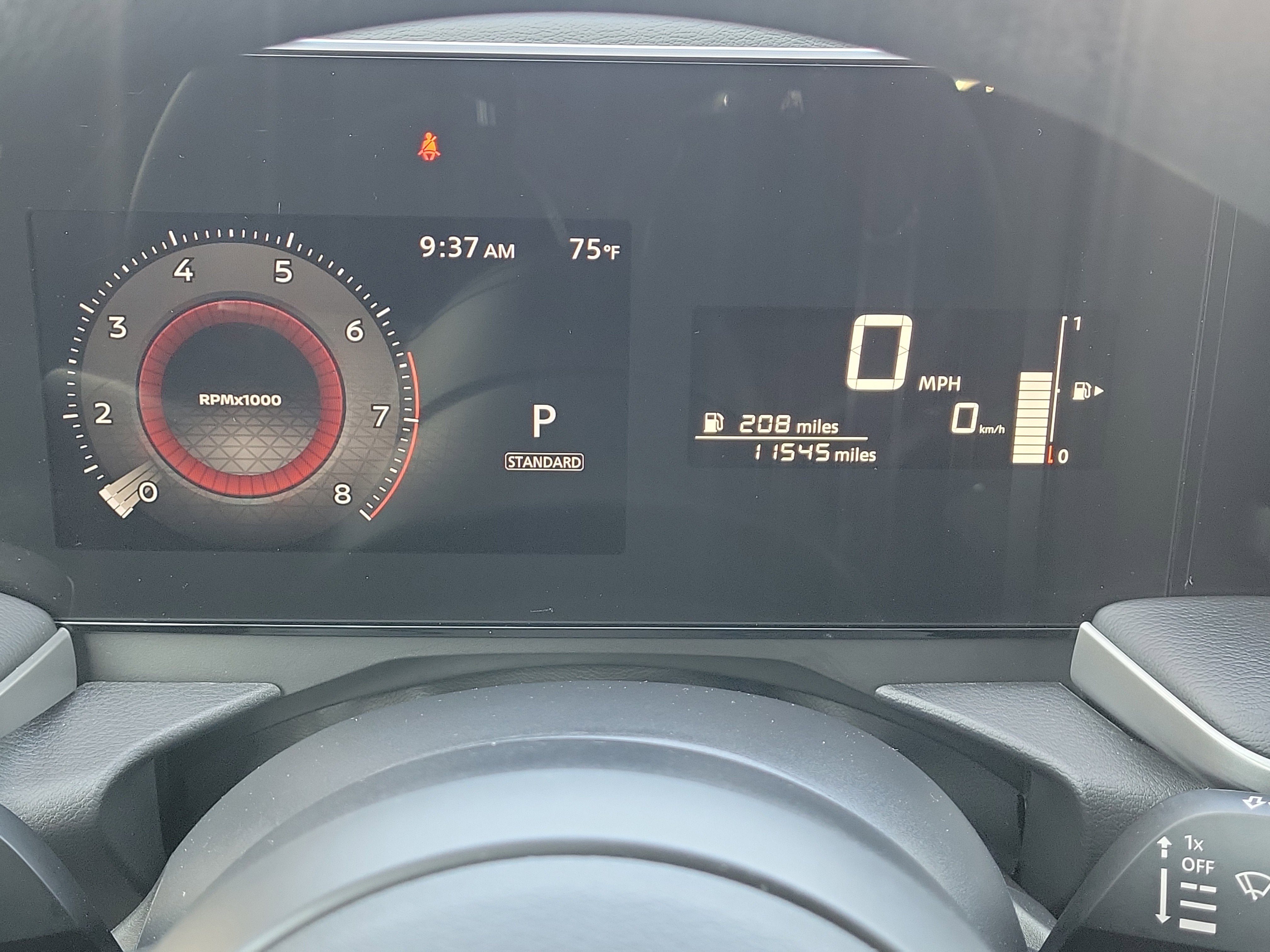 2025 Nissan Kicks S