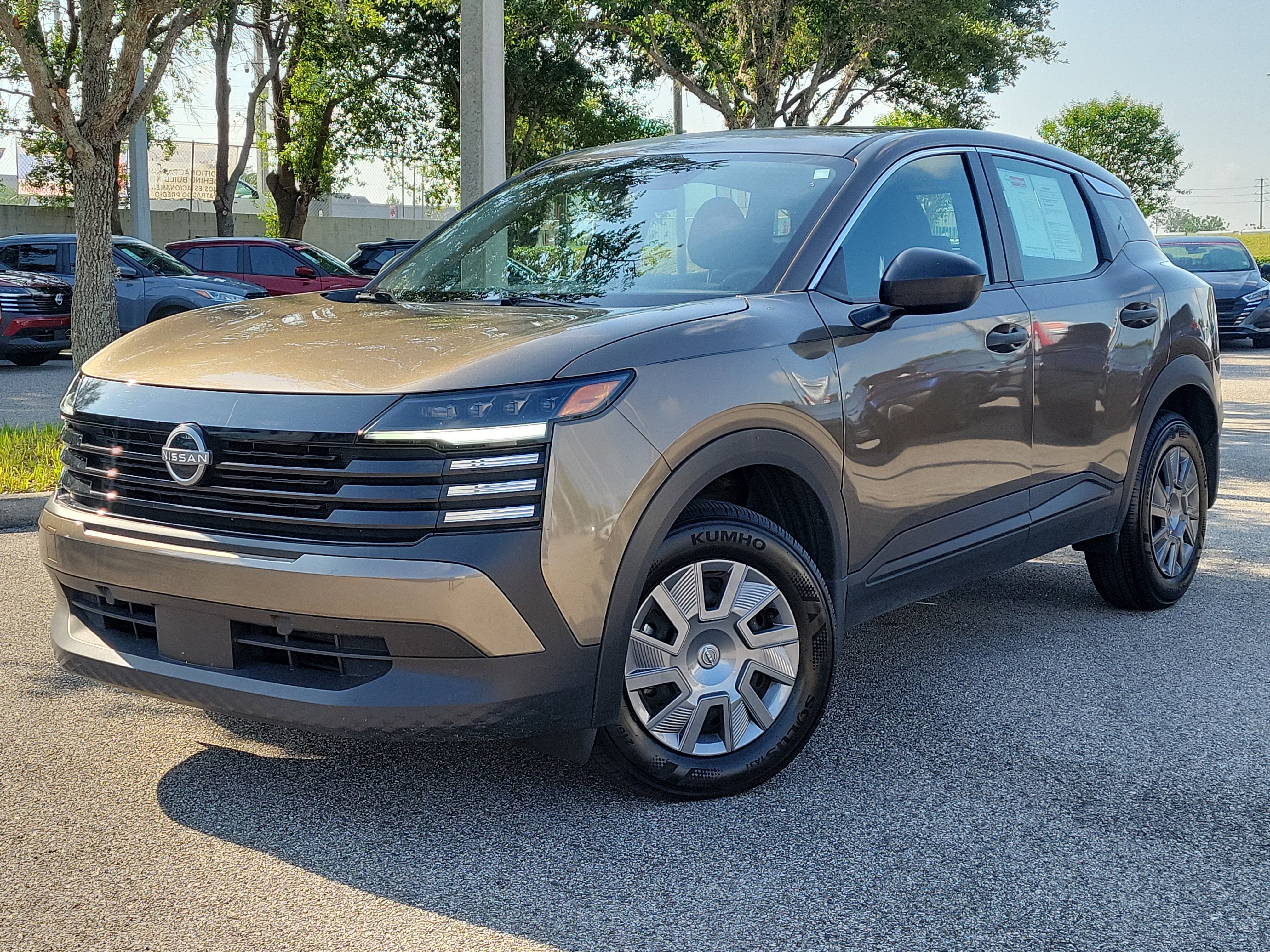 2025 Nissan Kicks S