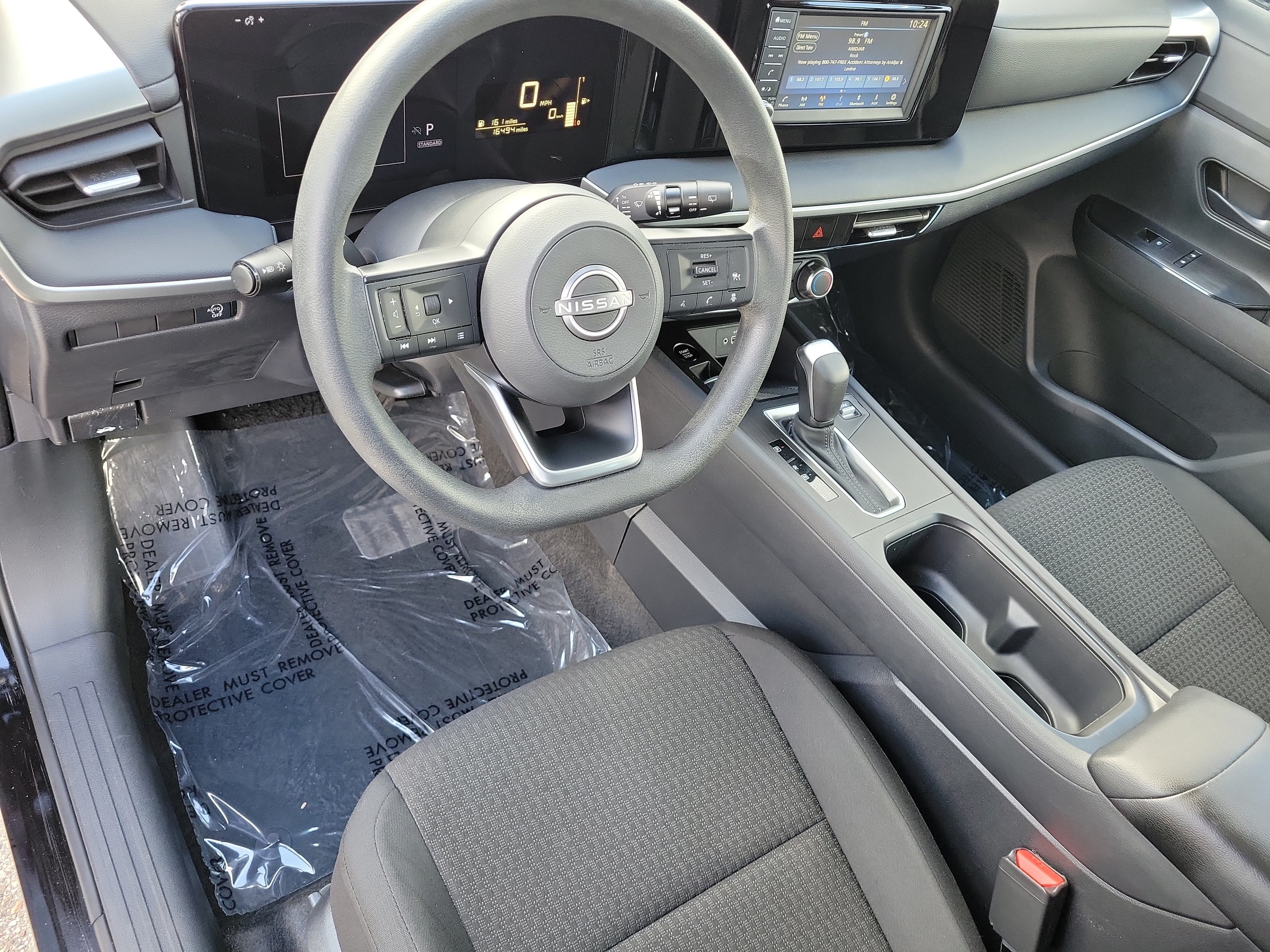 2025 Nissan Kicks S
