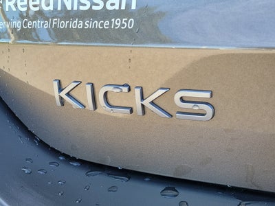 2025 Nissan Kicks SV