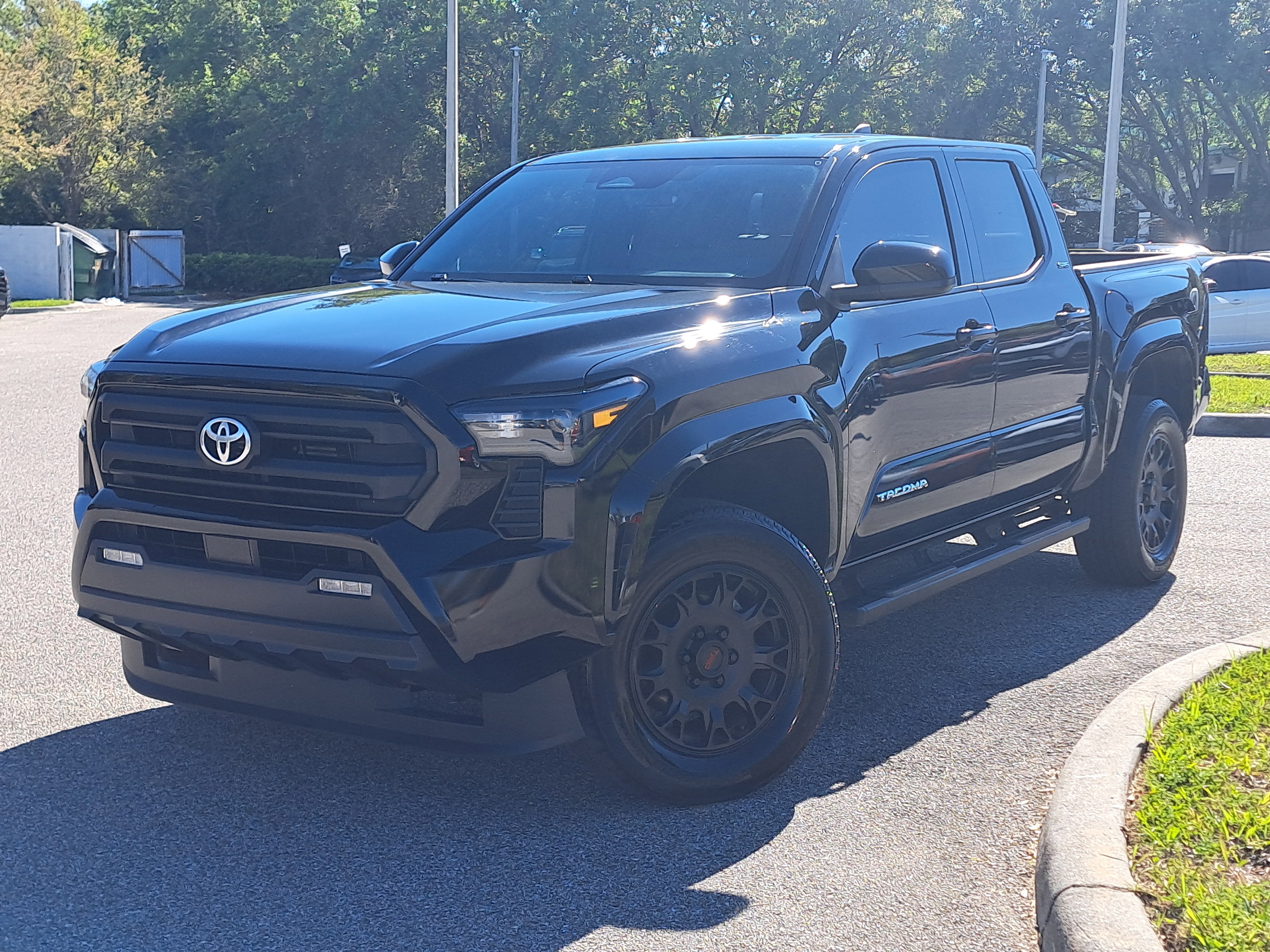 2025 Toyota Tacoma 2WD SR5