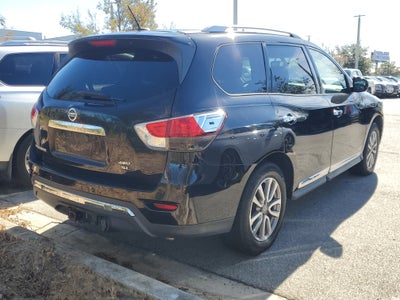 2015 Nissan Pathfinder SL