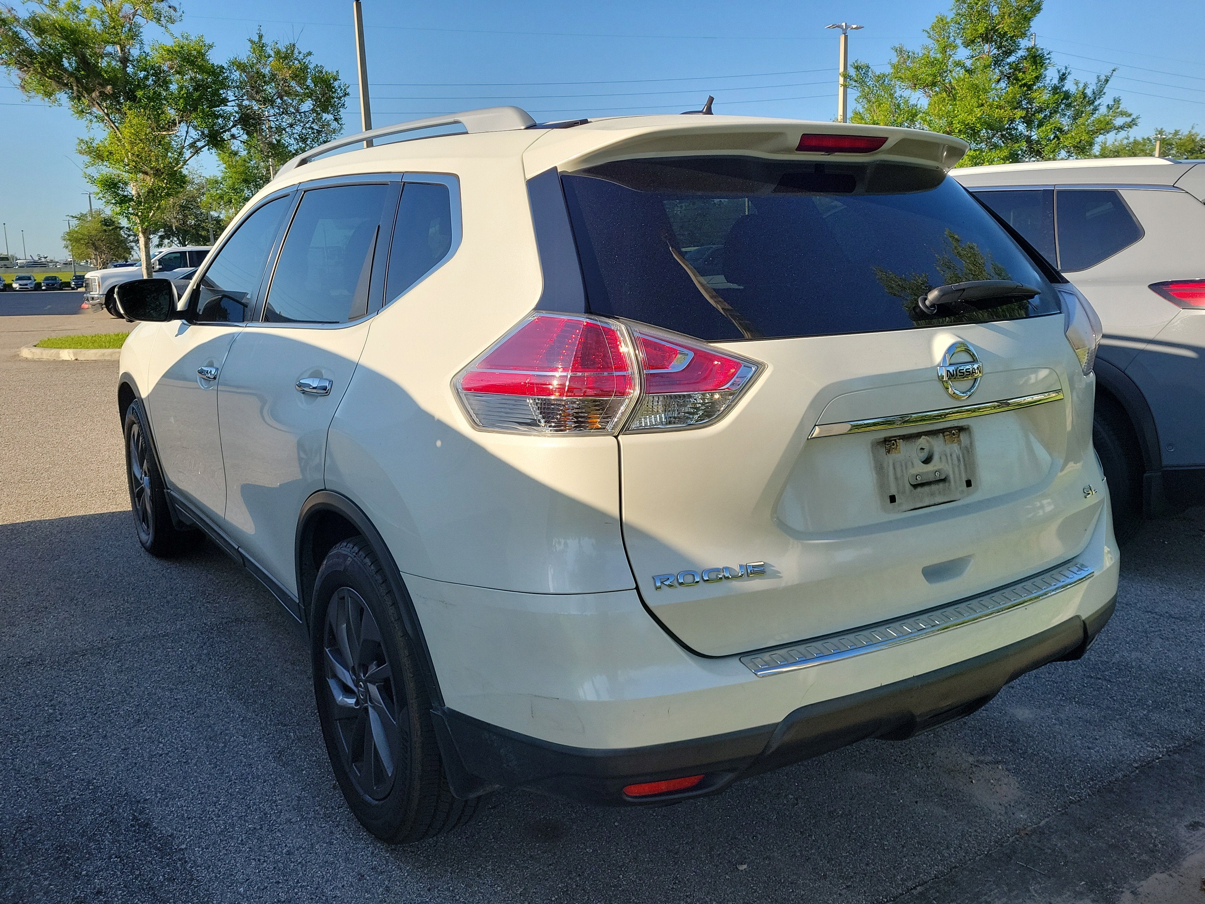 2016 Nissan Rogue SL