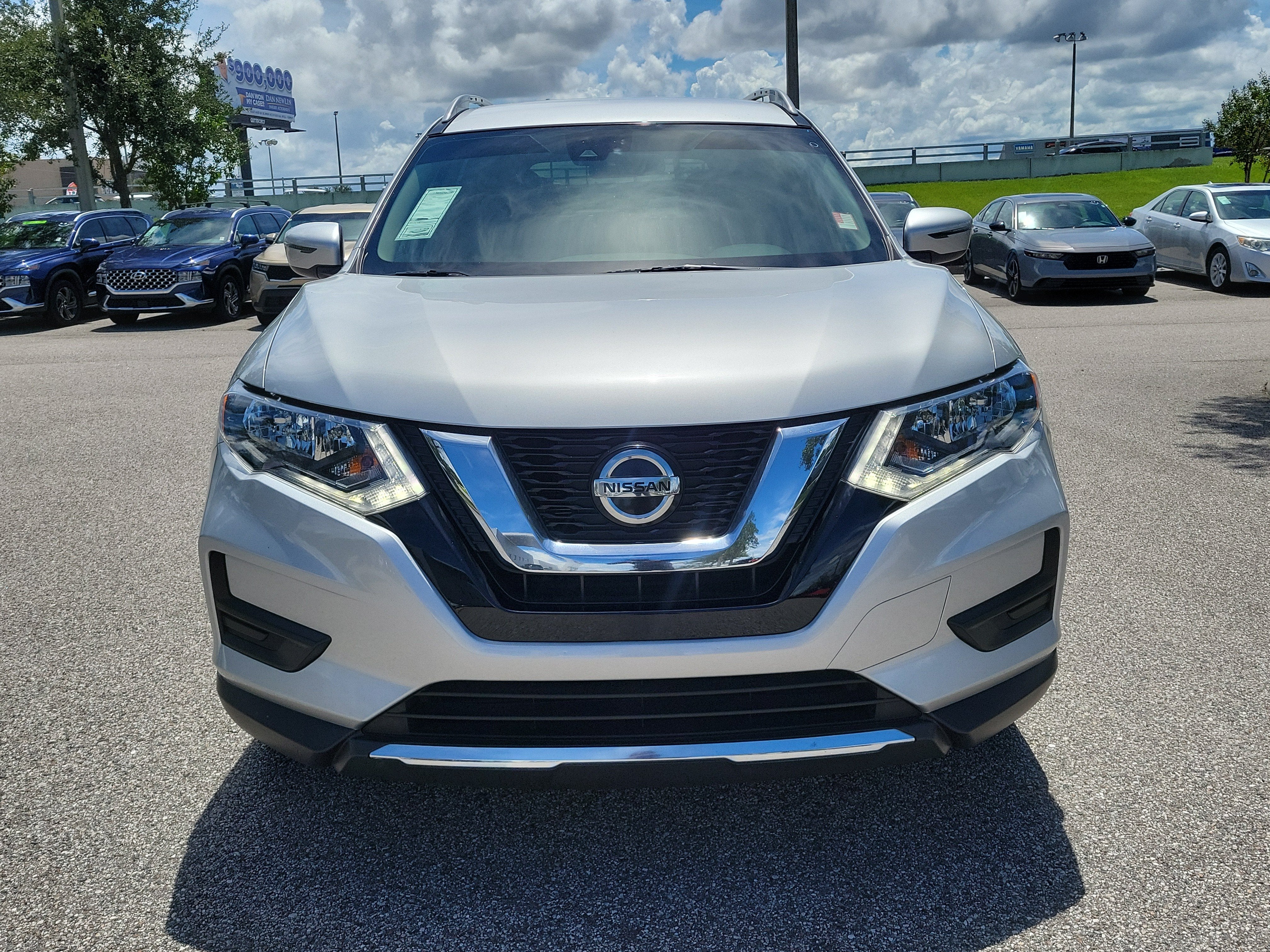 2020 Nissan Rogue SV
