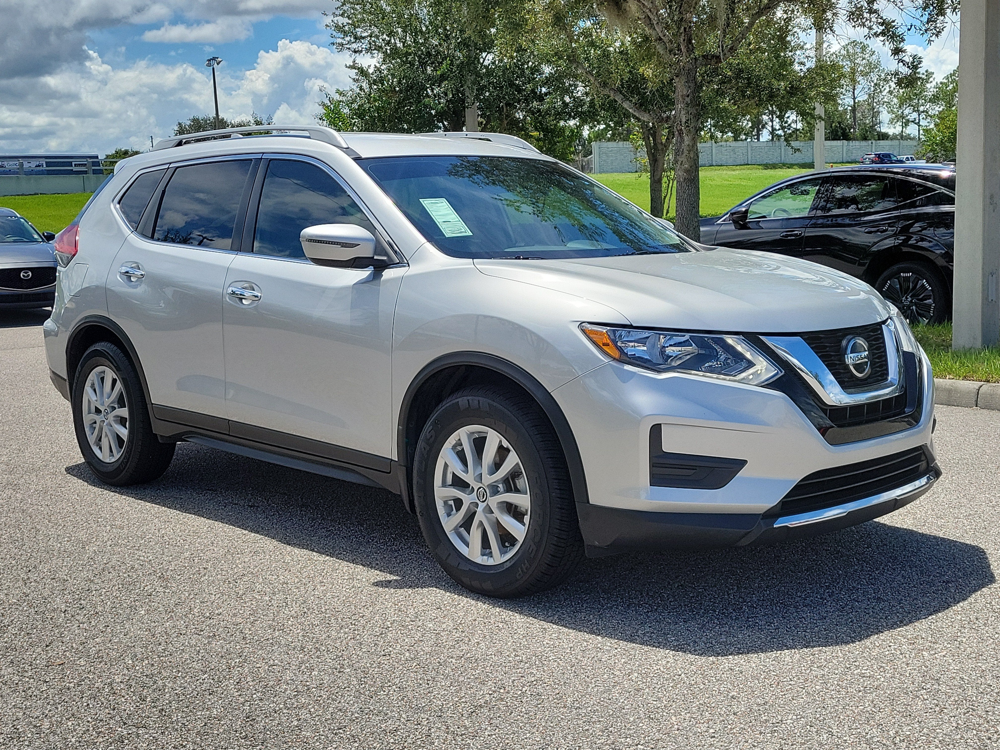 2020 Nissan Rogue SV