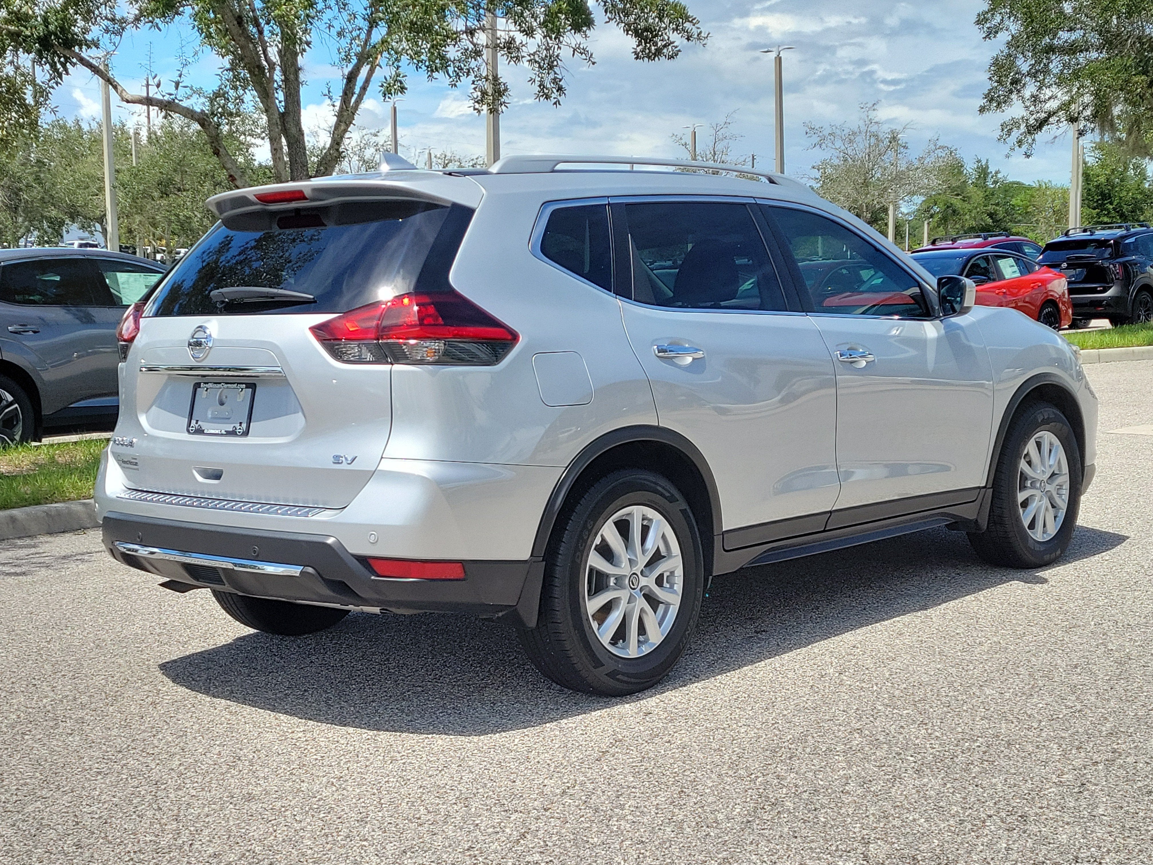 2020 Nissan Rogue SV