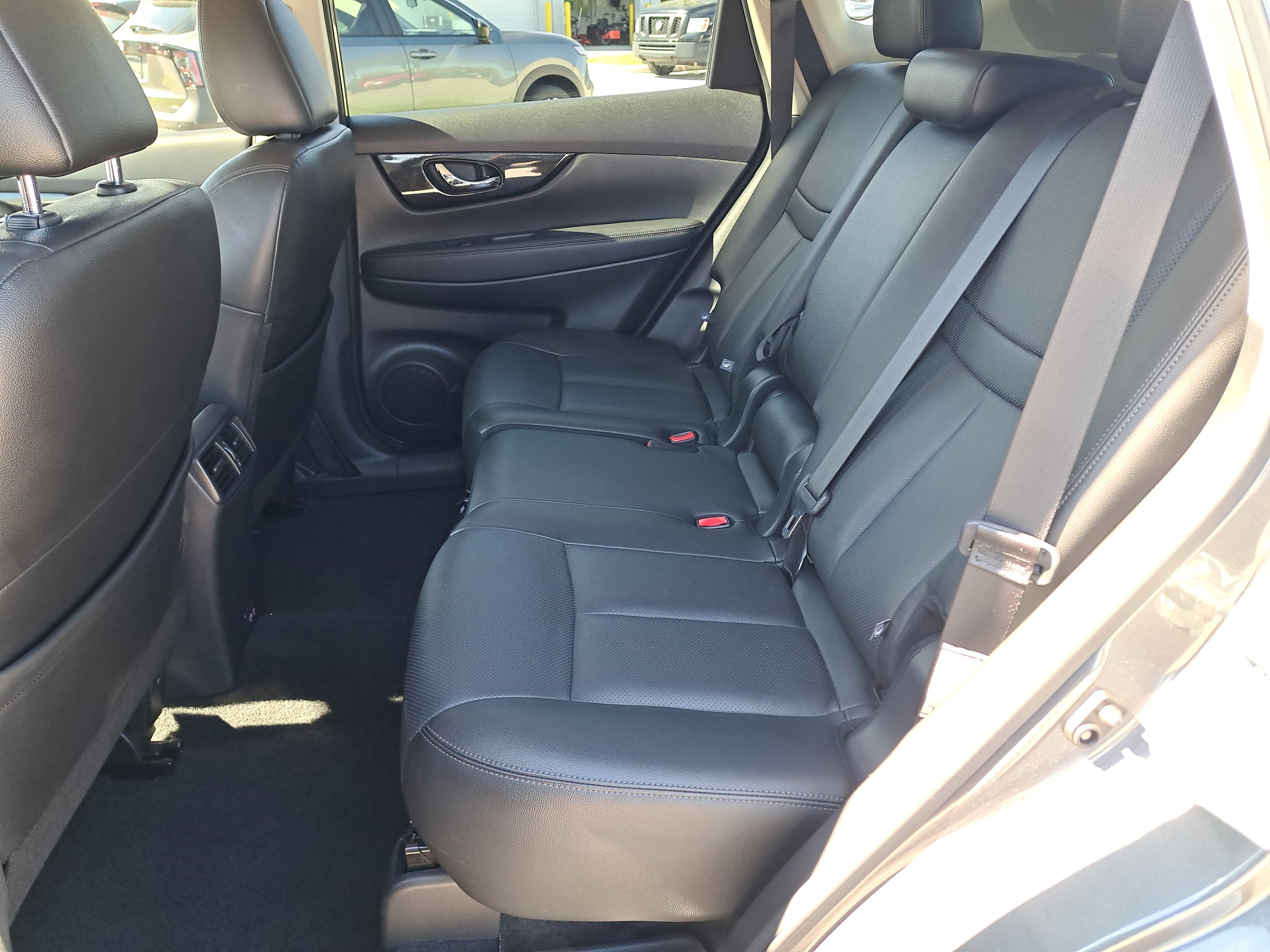 2020 Nissan Rogue SL