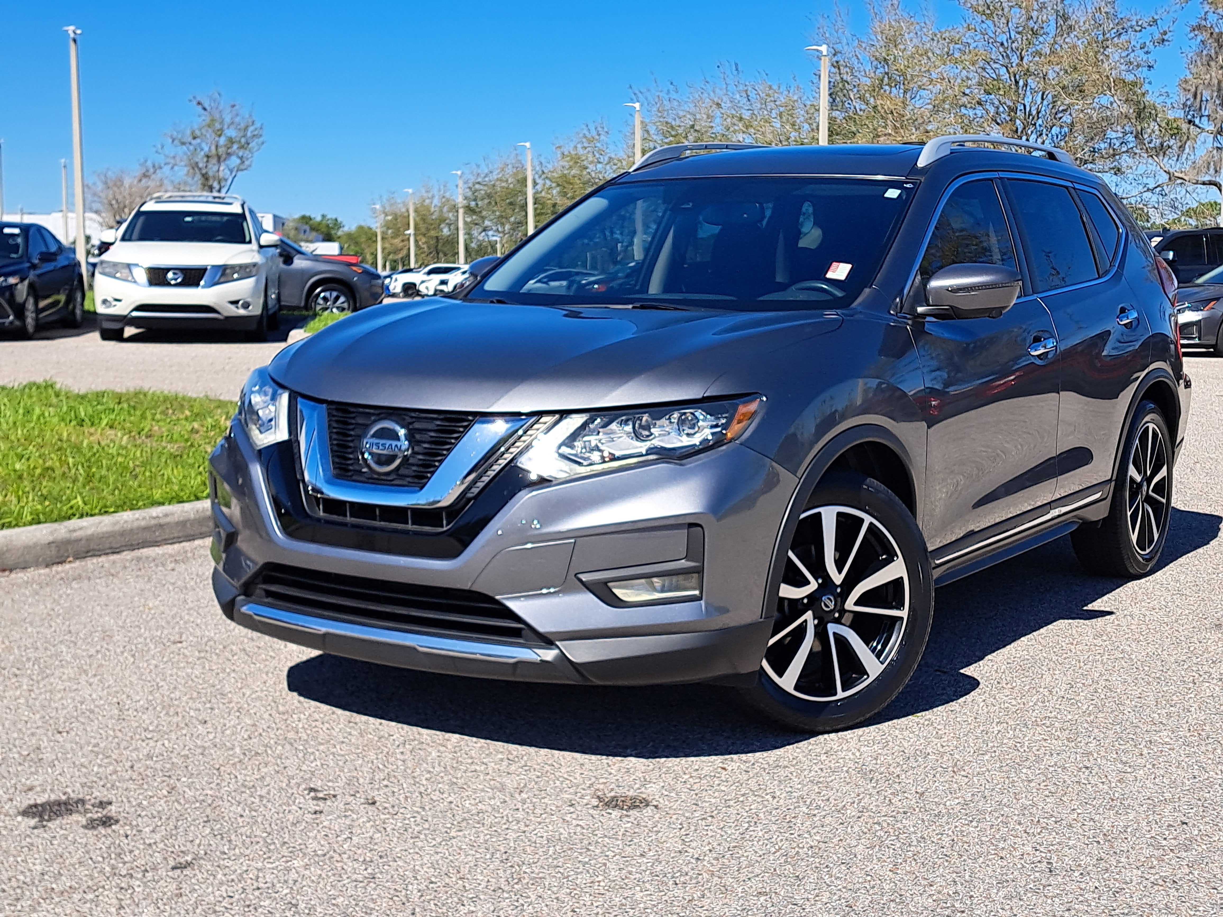 2020 Nissan Rogue SL