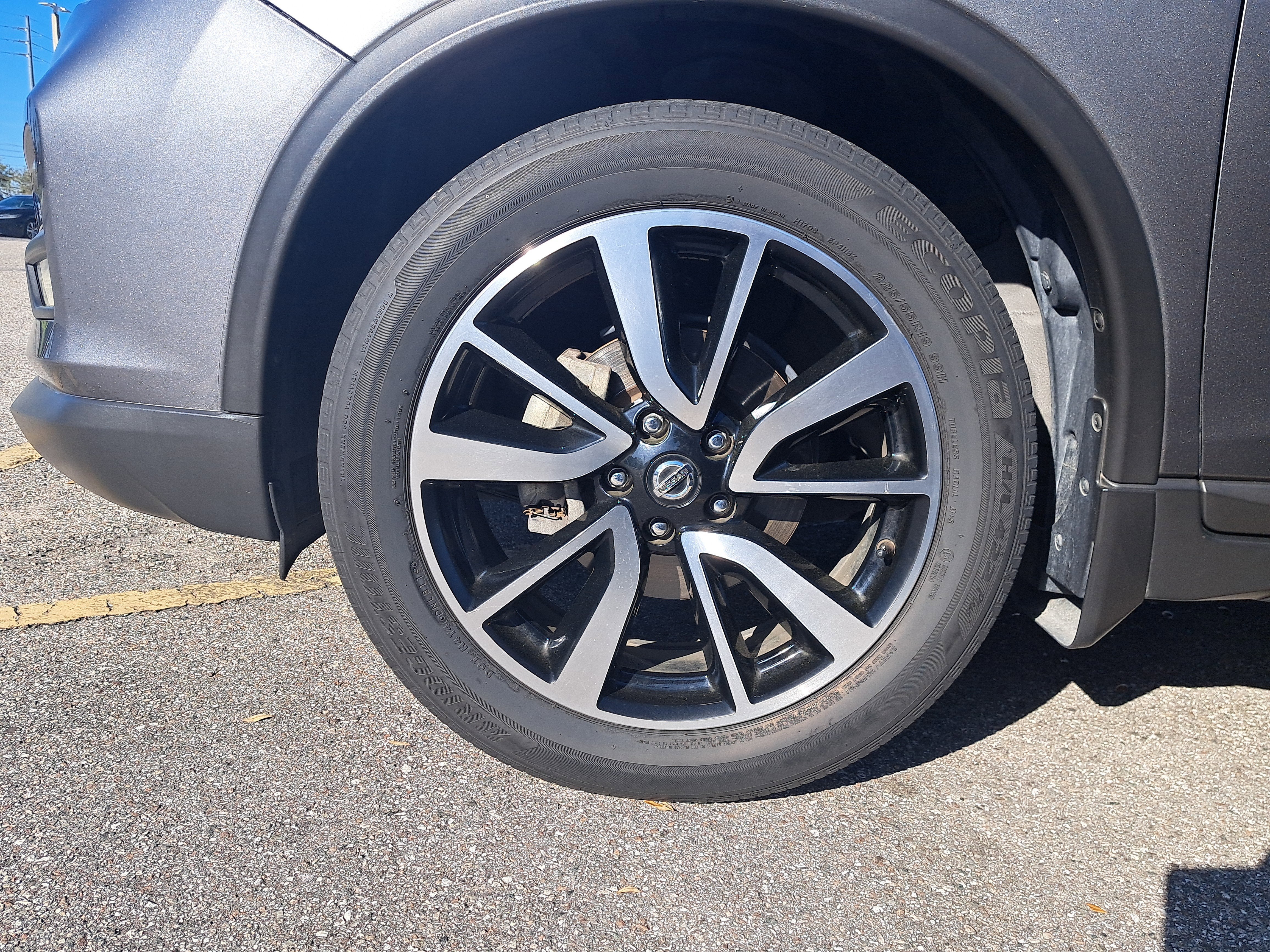 2020 Nissan Rogue SL