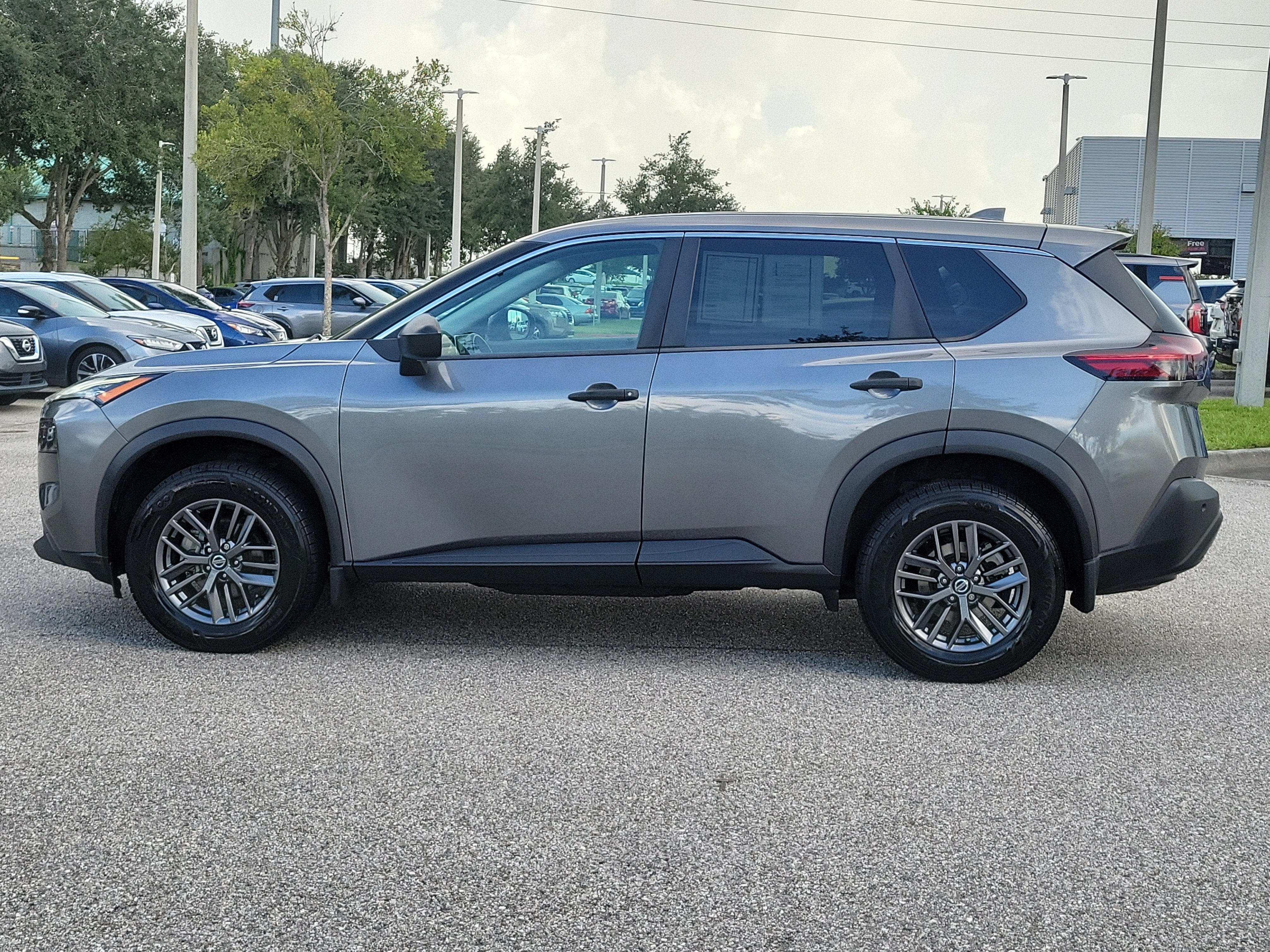 2021 Nissan Rogue S