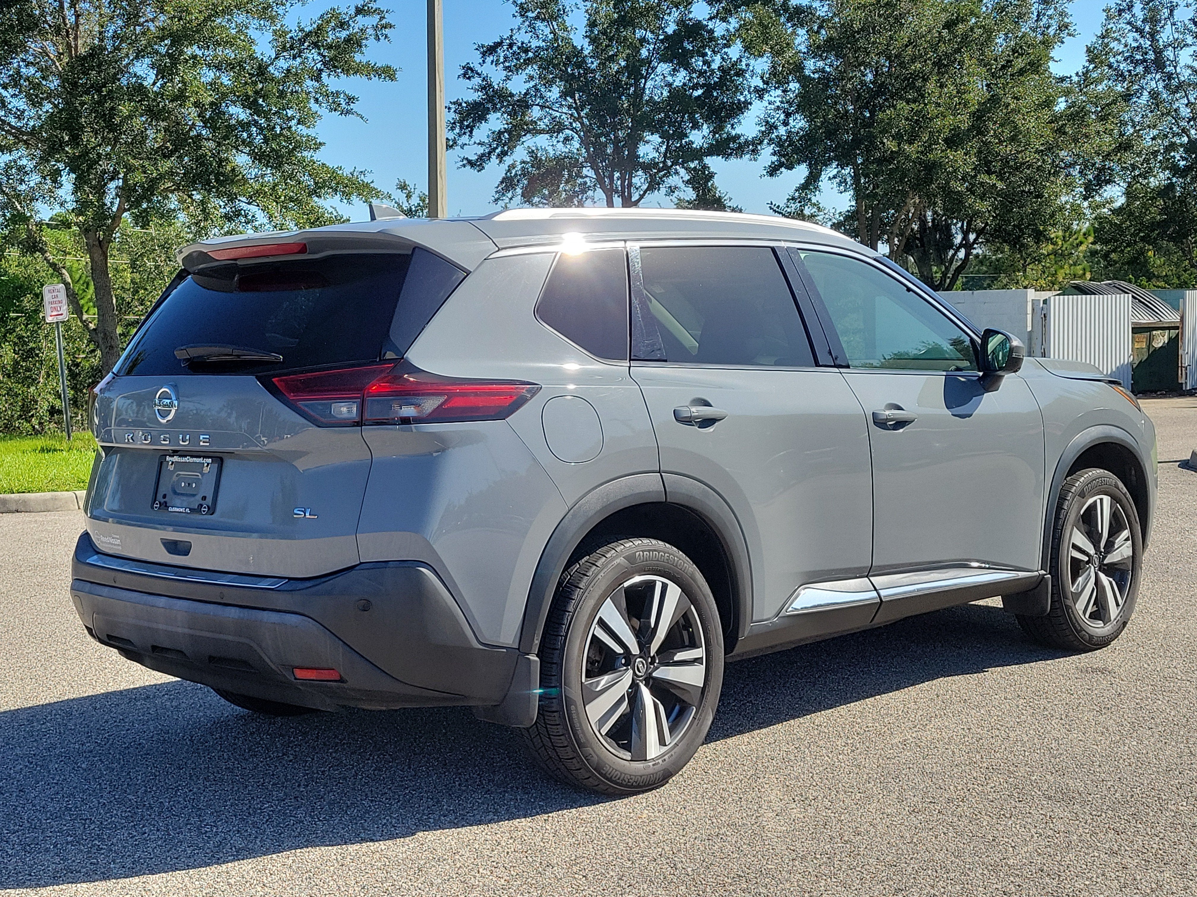 2021 Nissan Rogue SL