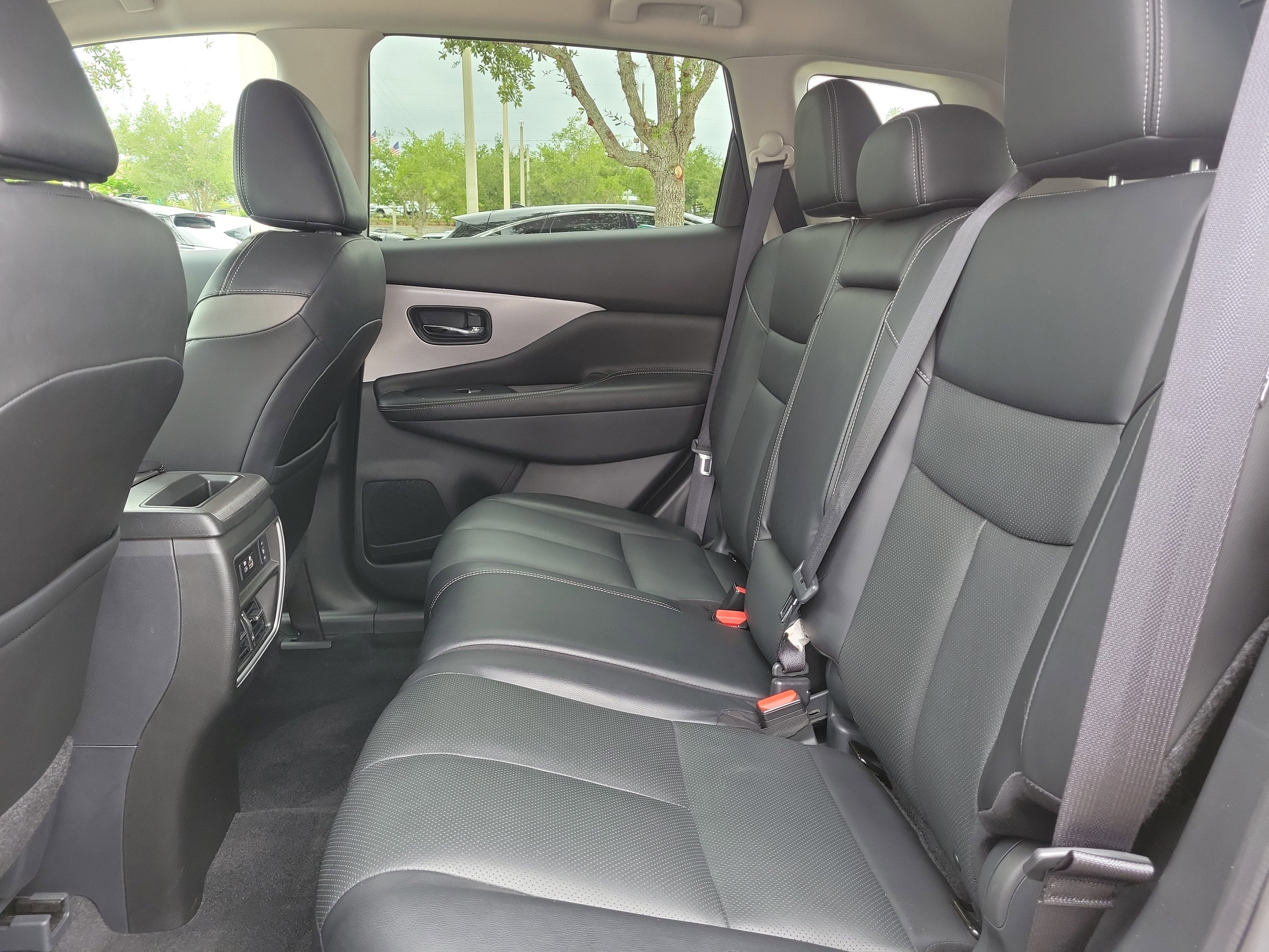 2022 Nissan Murano SL
