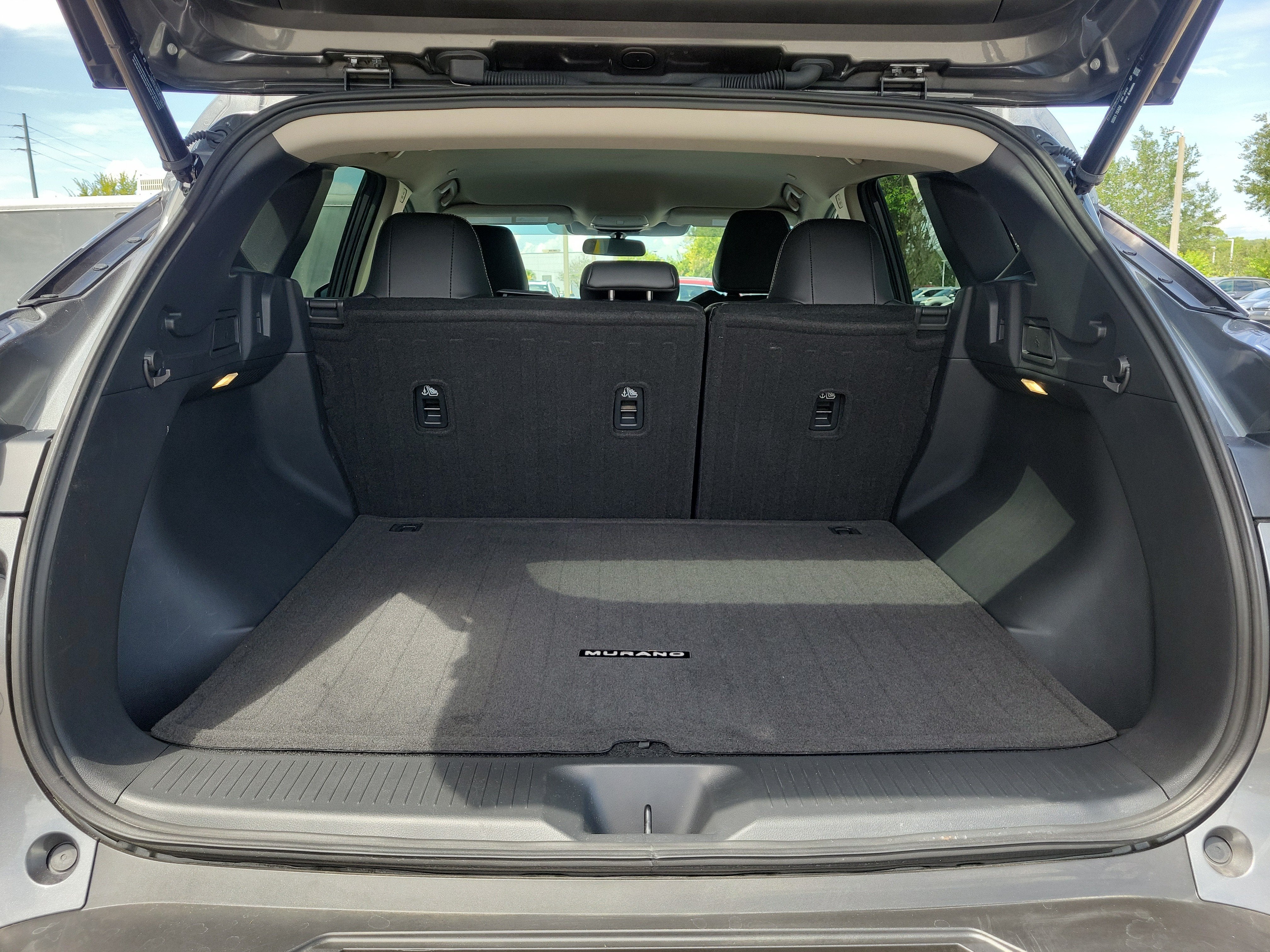 2025 Nissan Murano SV