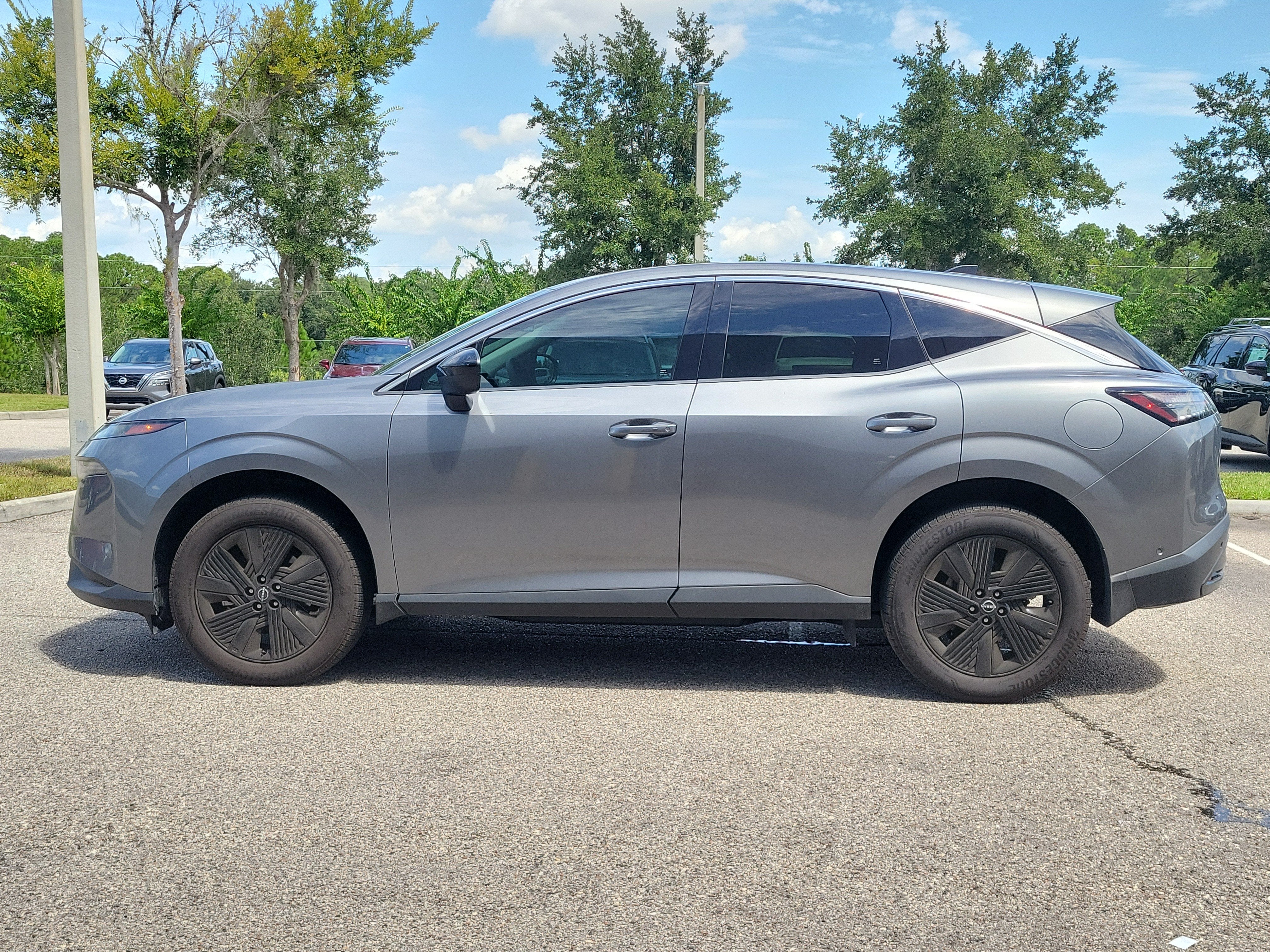 2025 Nissan Murano SV