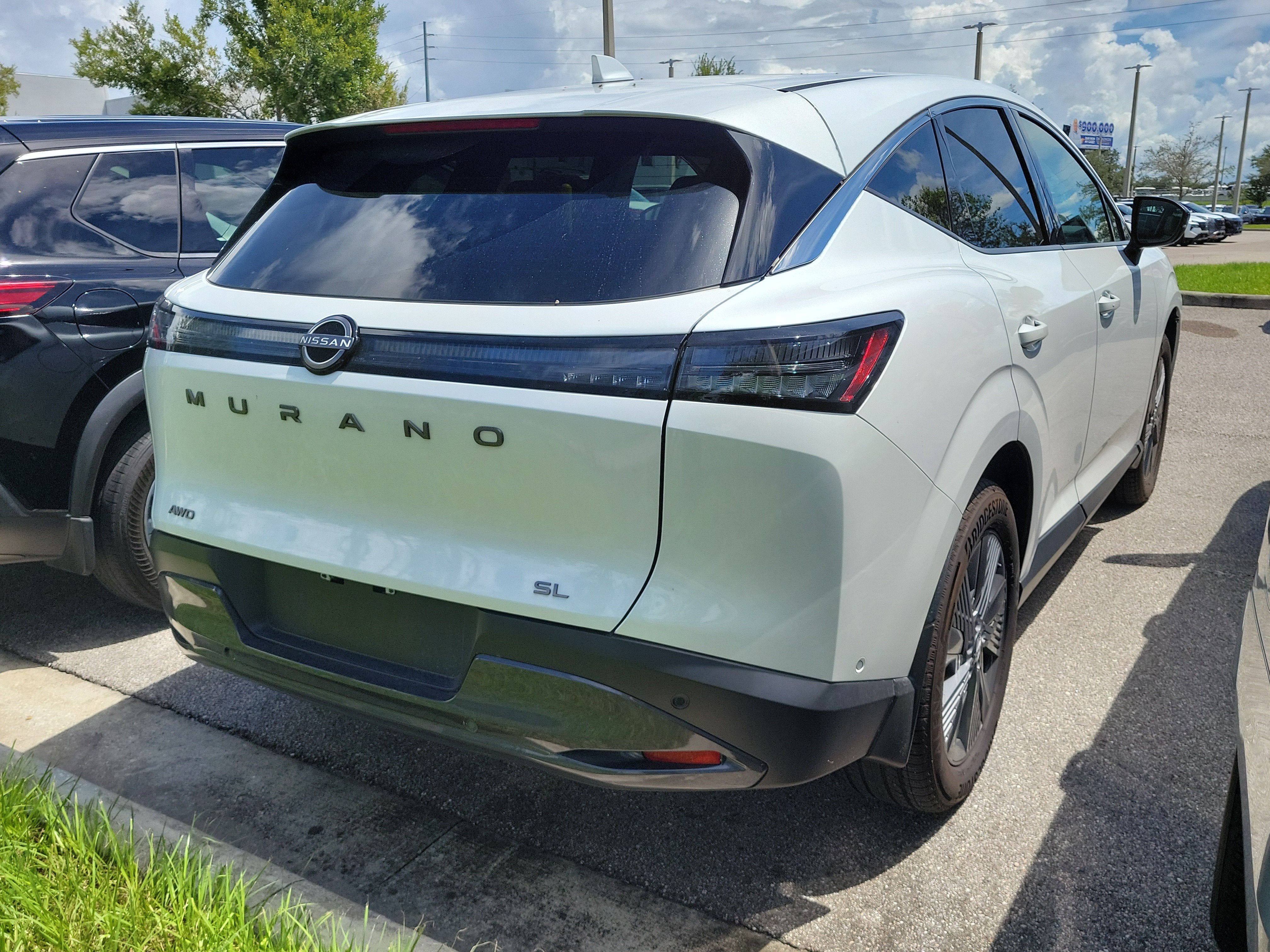 2025 Nissan Murano SL
