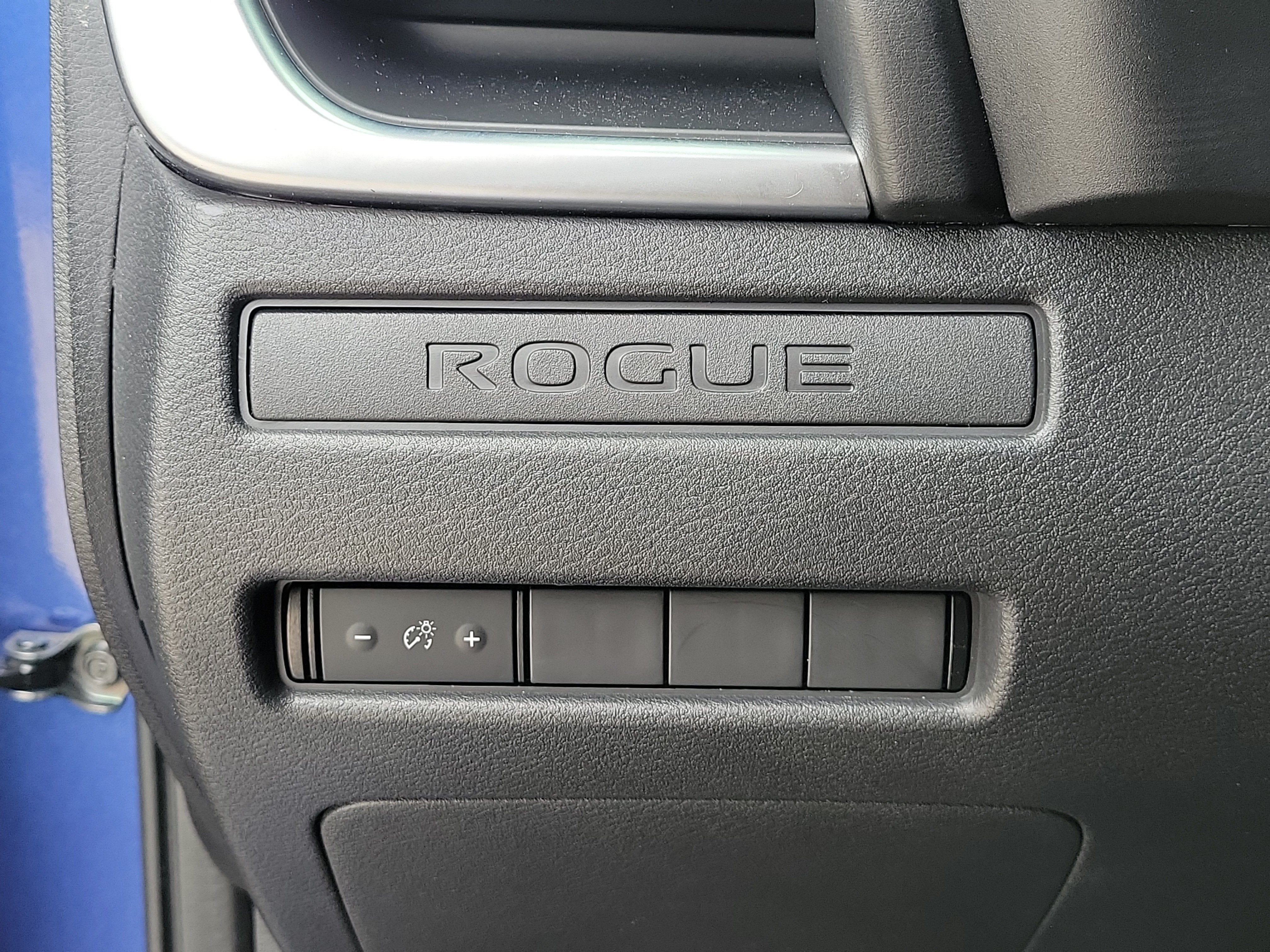 2022 Nissan Rogue S