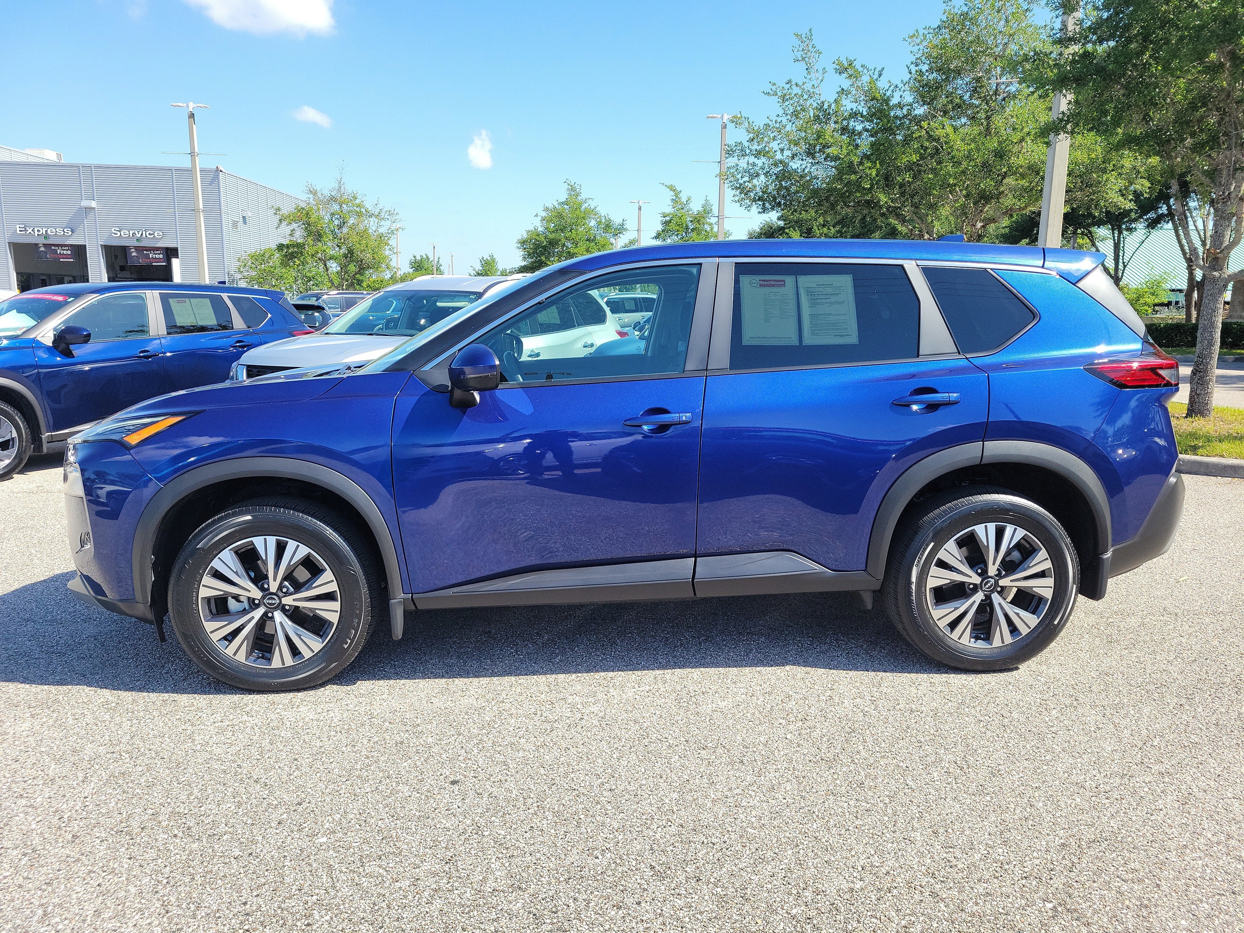 2022 Nissan Rogue SV