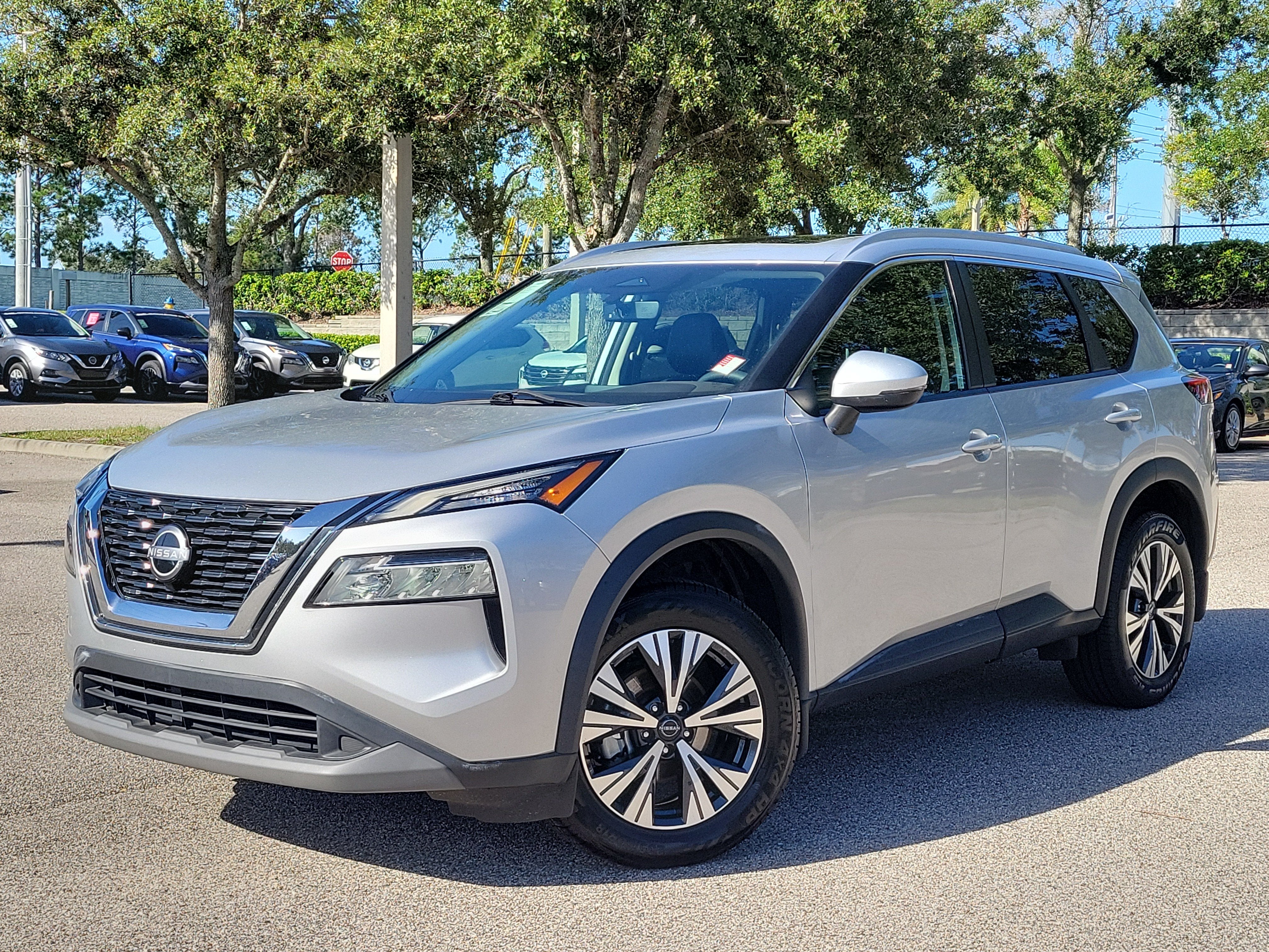2022 Nissan Rogue SV