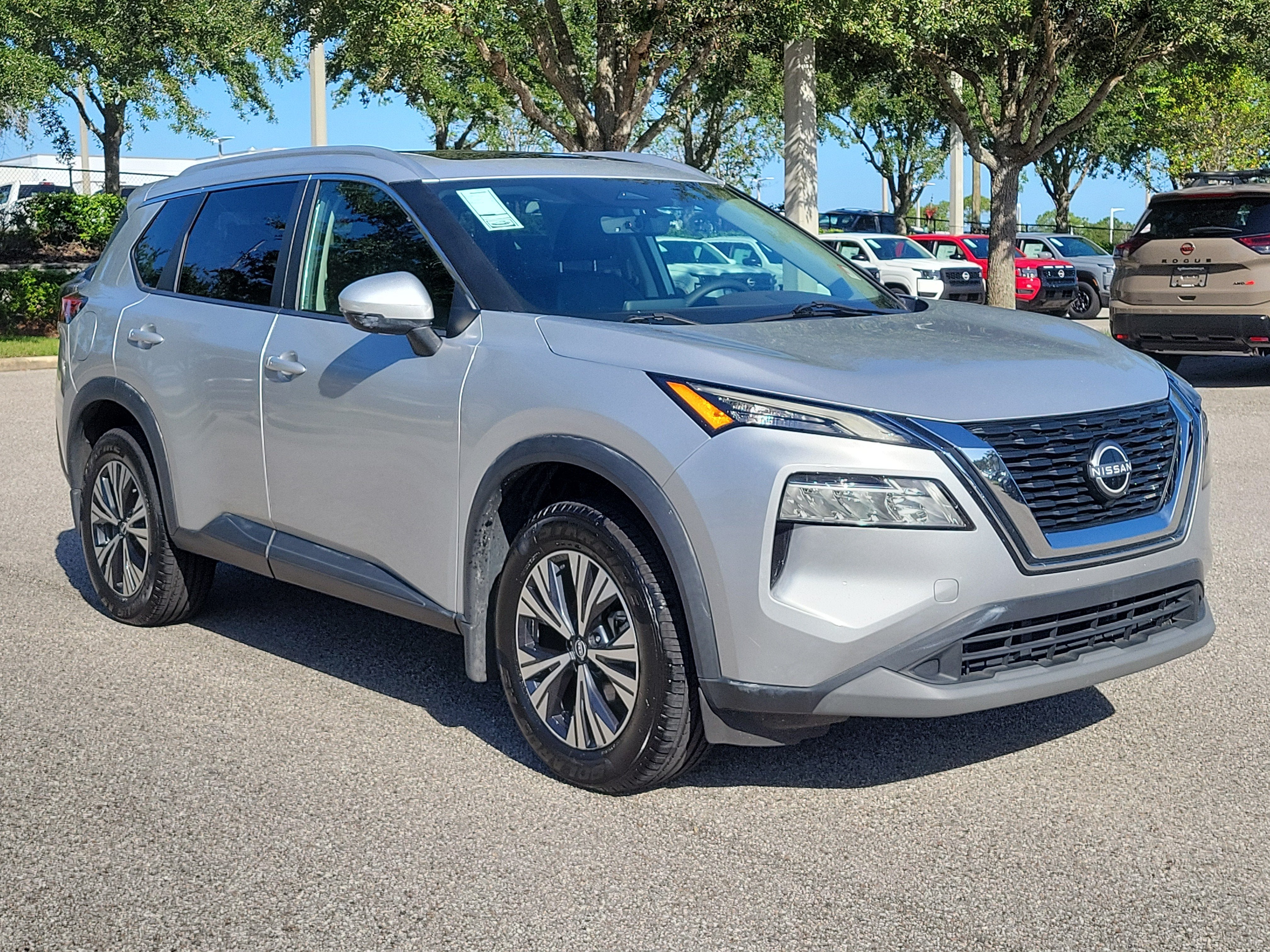 2022 Nissan Rogue SV