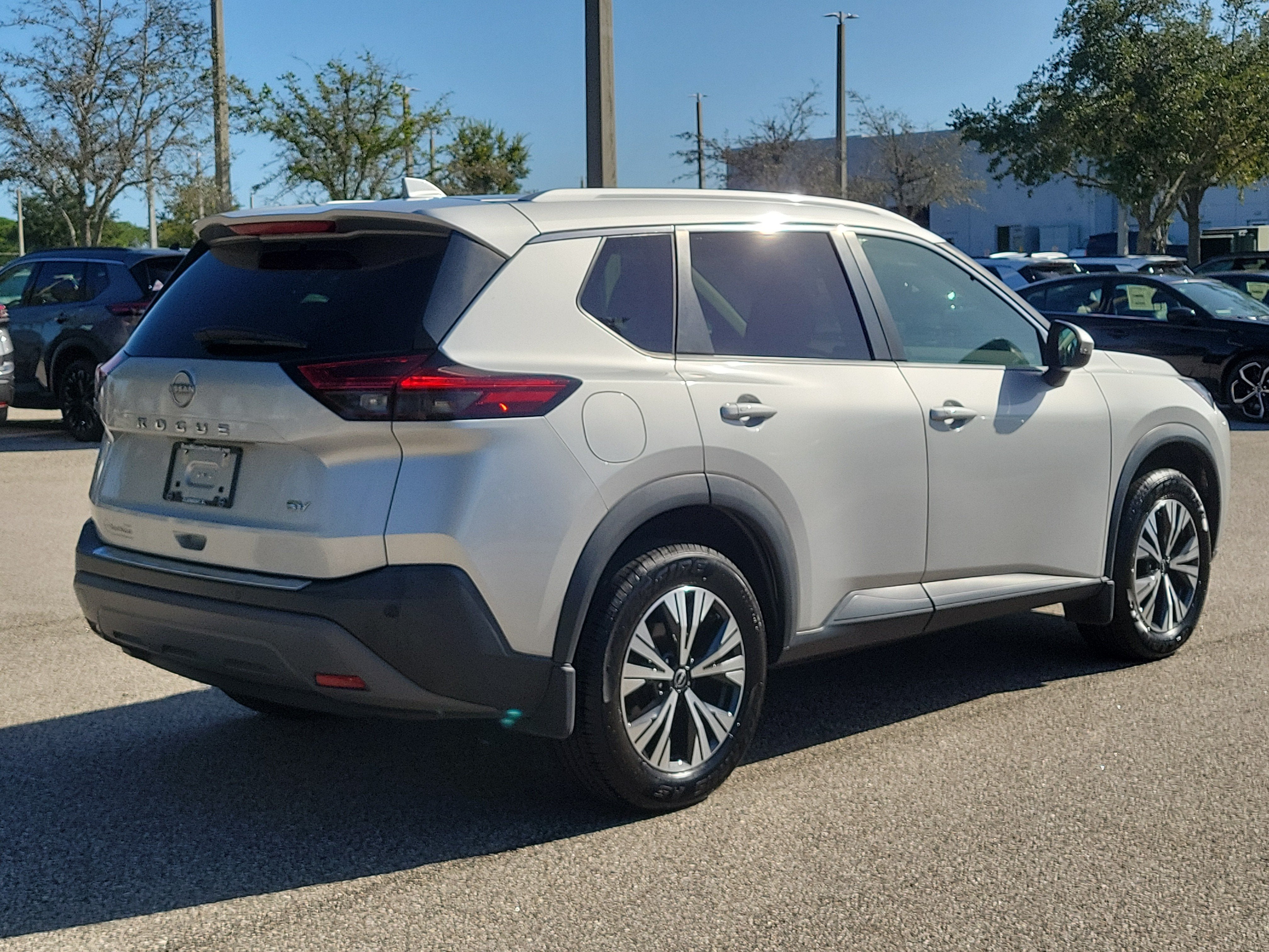 2022 Nissan Rogue SV