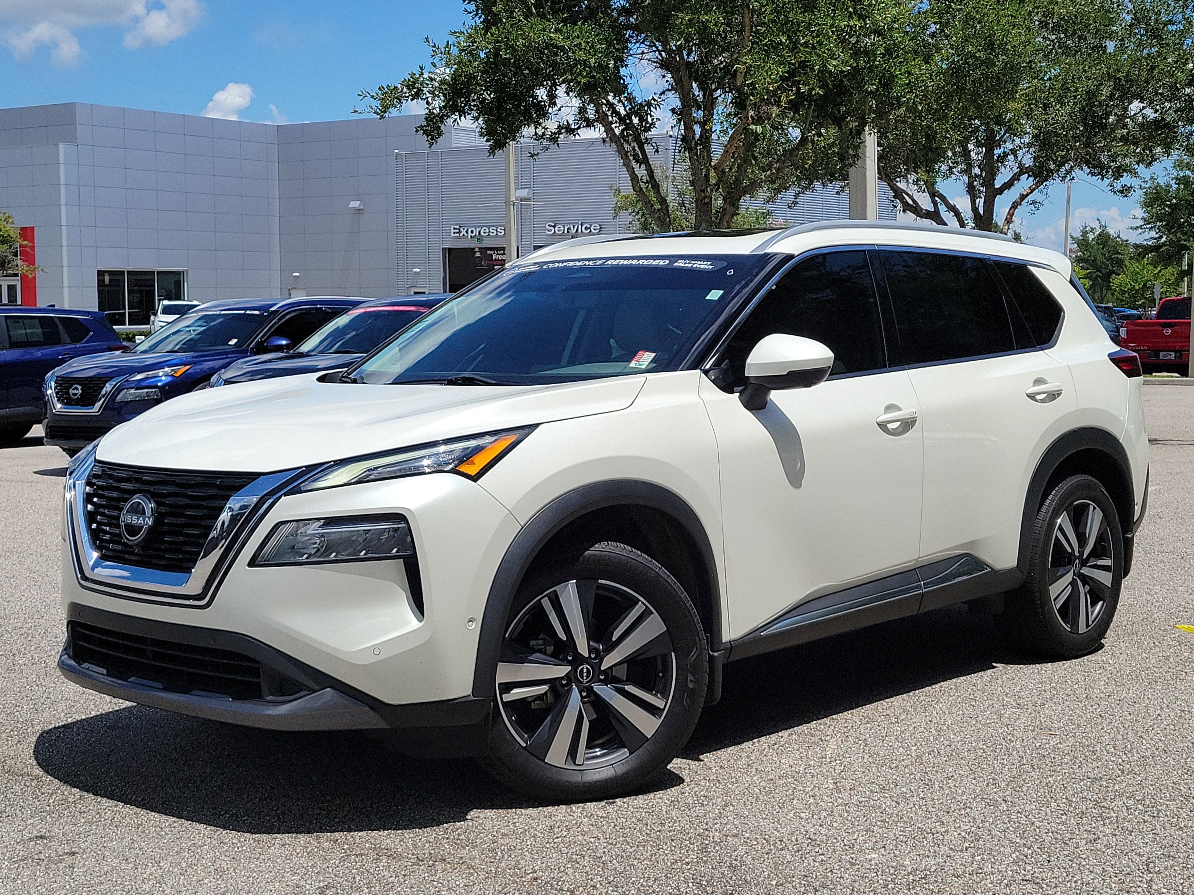 2023 Nissan Rogue SL