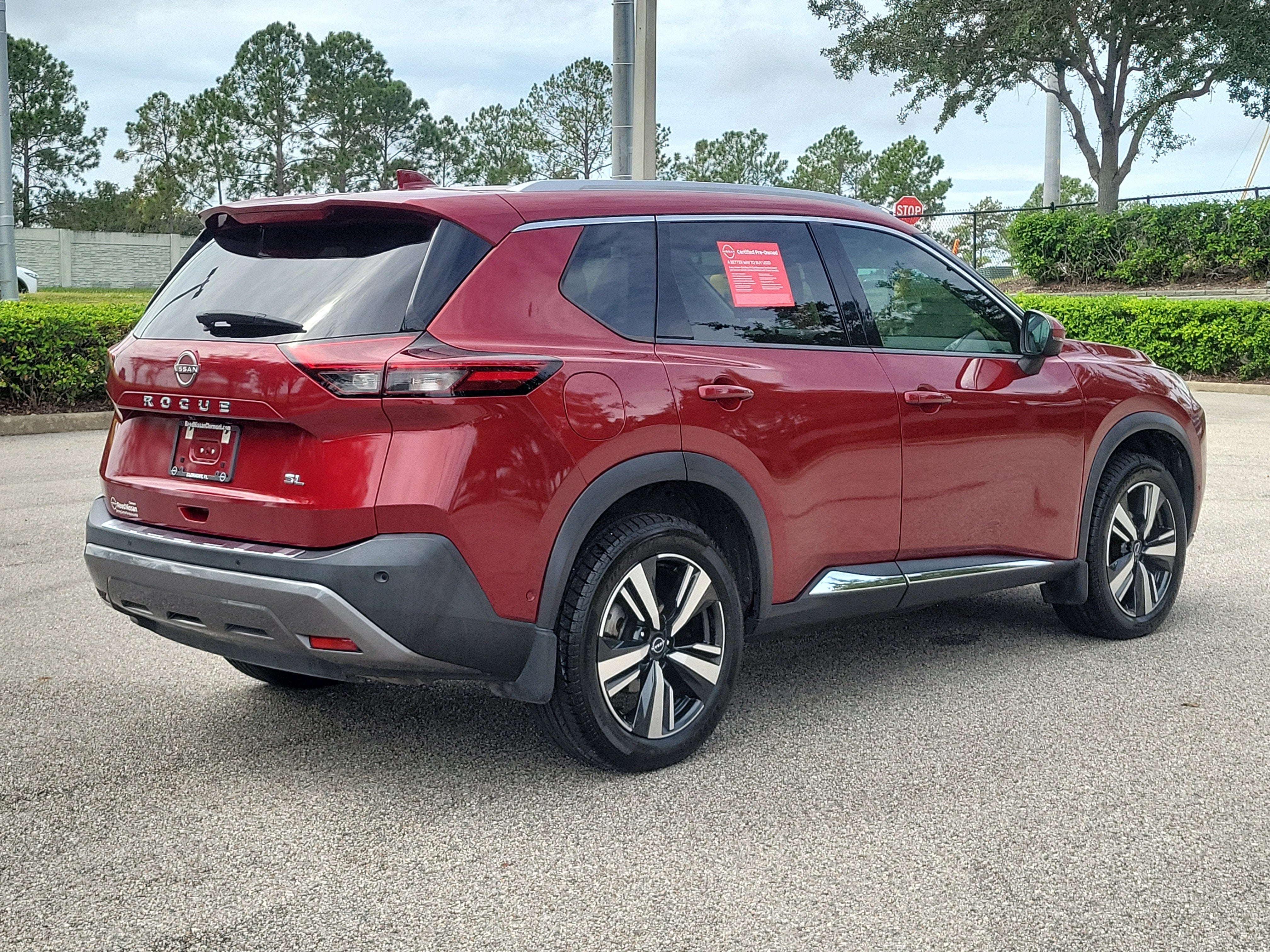 2022 Nissan Rogue SL