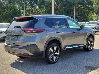 2022 Nissan Rogue SL