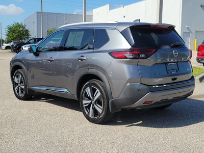 2022 Nissan Rogue SL