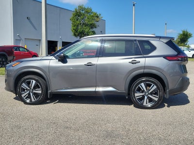 2022 Nissan Rogue SL