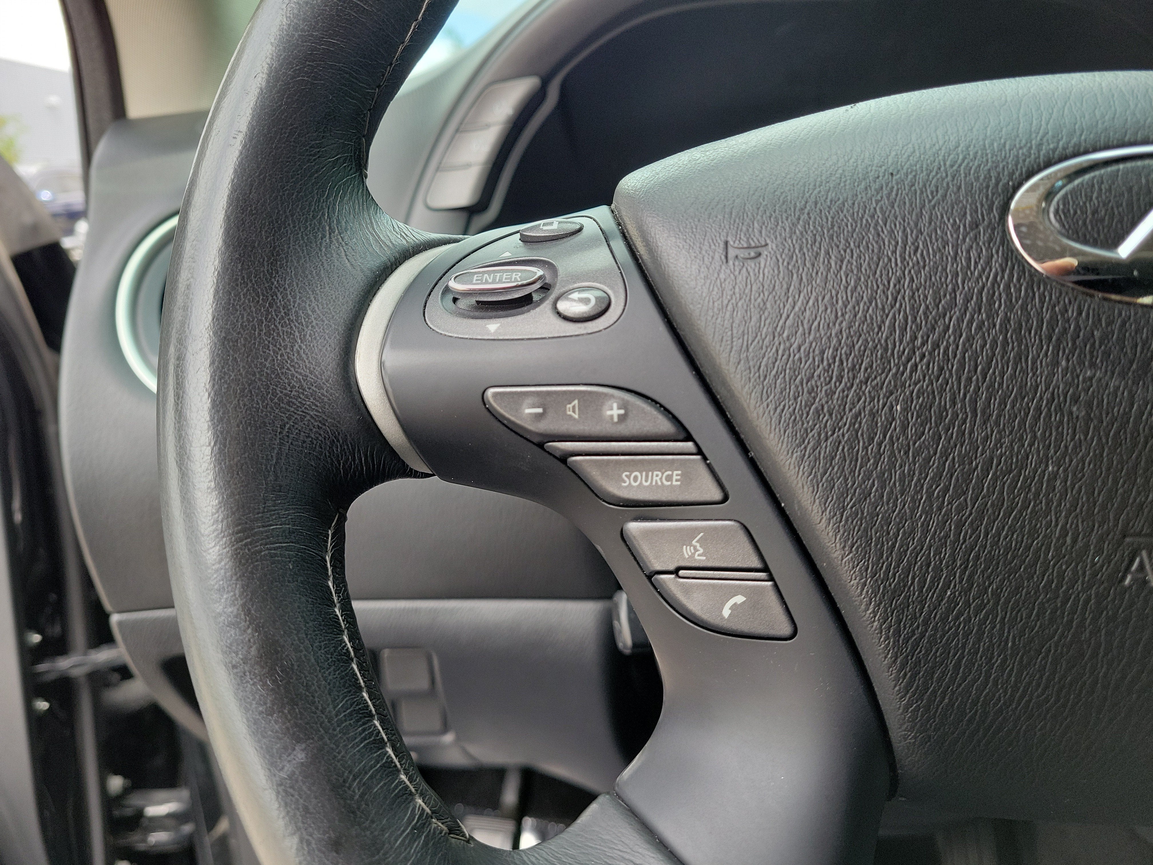 2020 INFINITI QX60 PURE