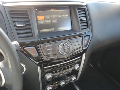 2020 Nissan Pathfinder S