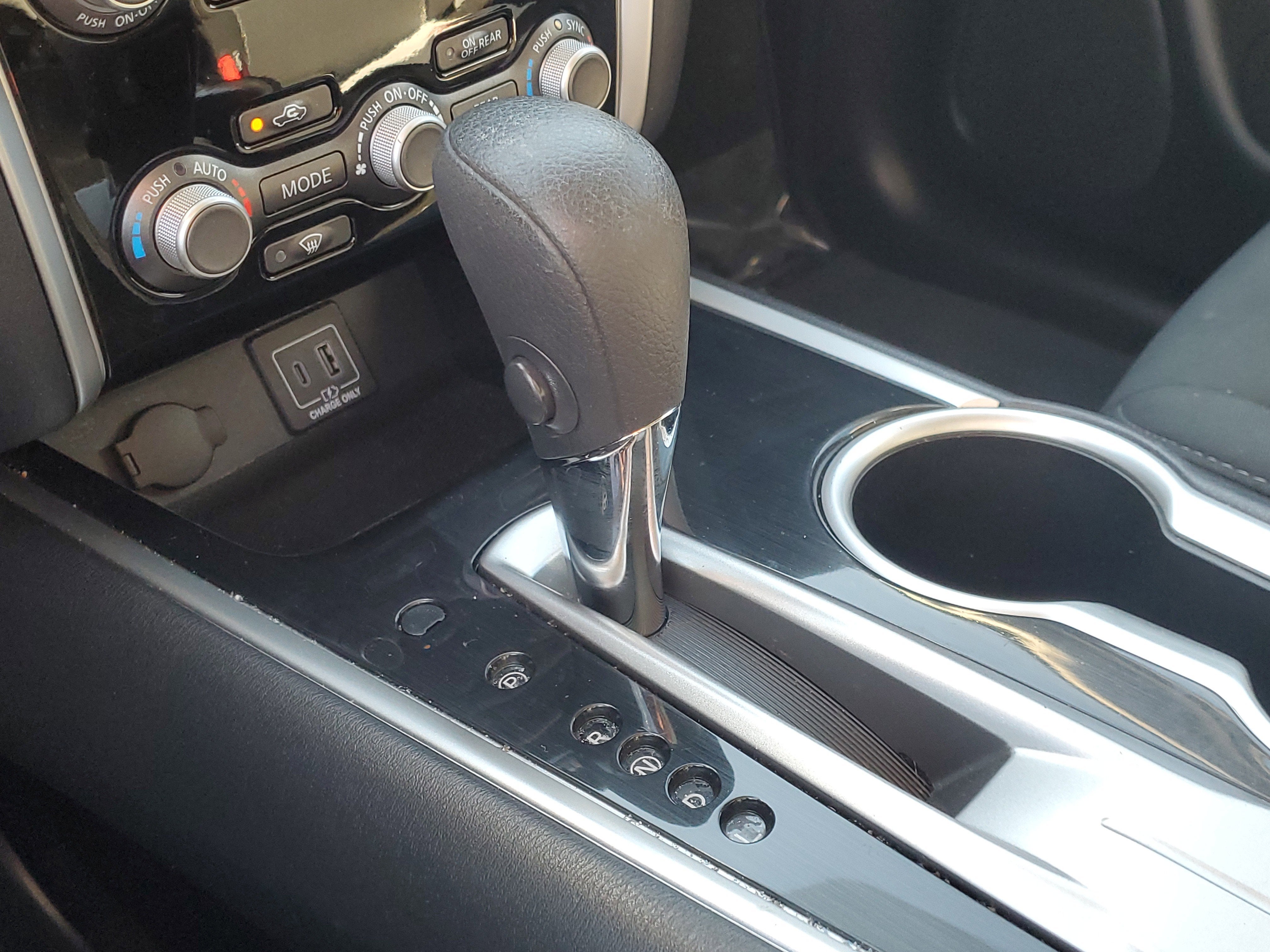 2020 Nissan Pathfinder S