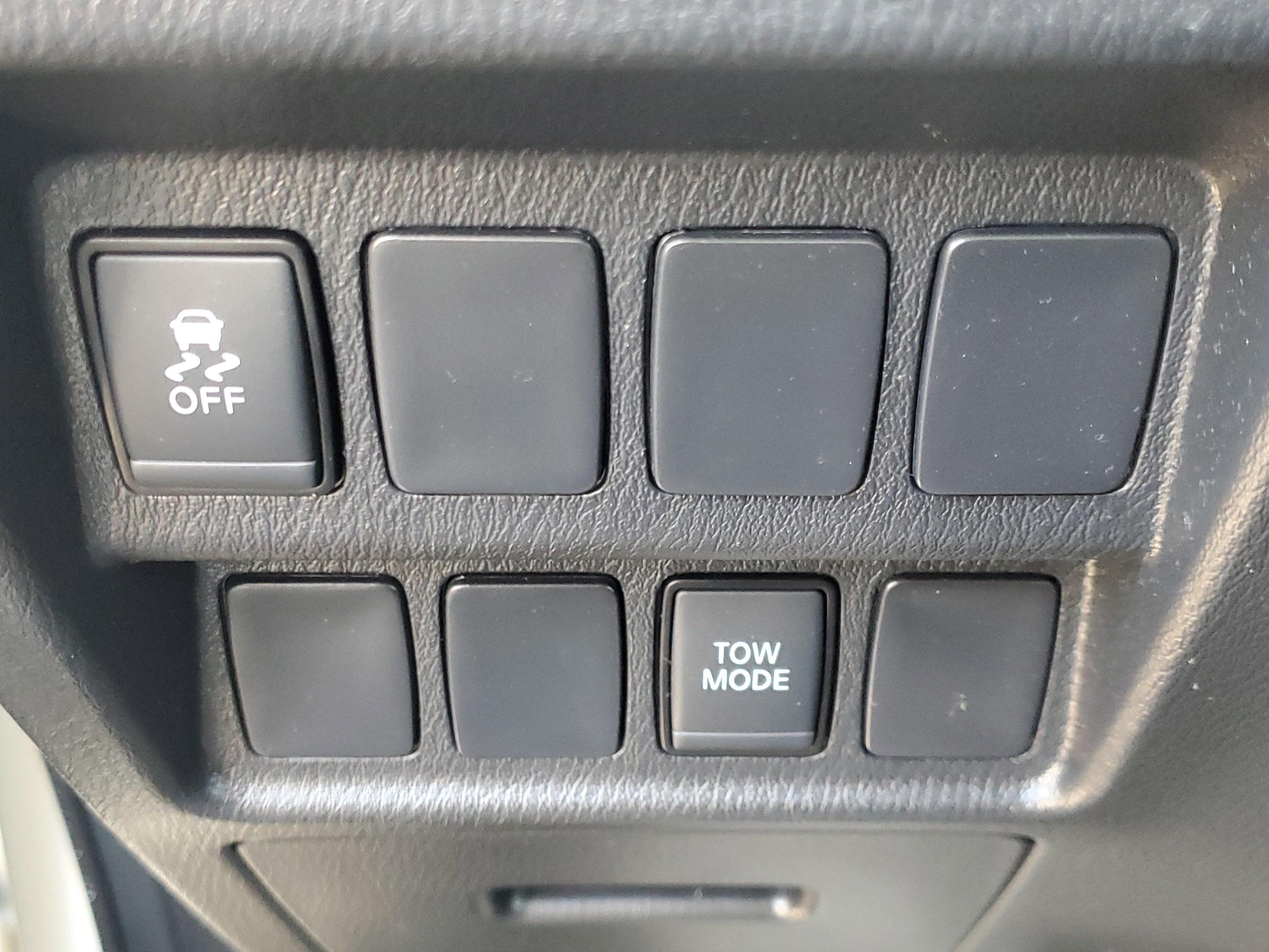 2020 Nissan Pathfinder S