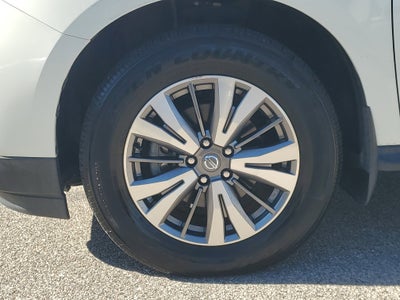 2020 Nissan Pathfinder S