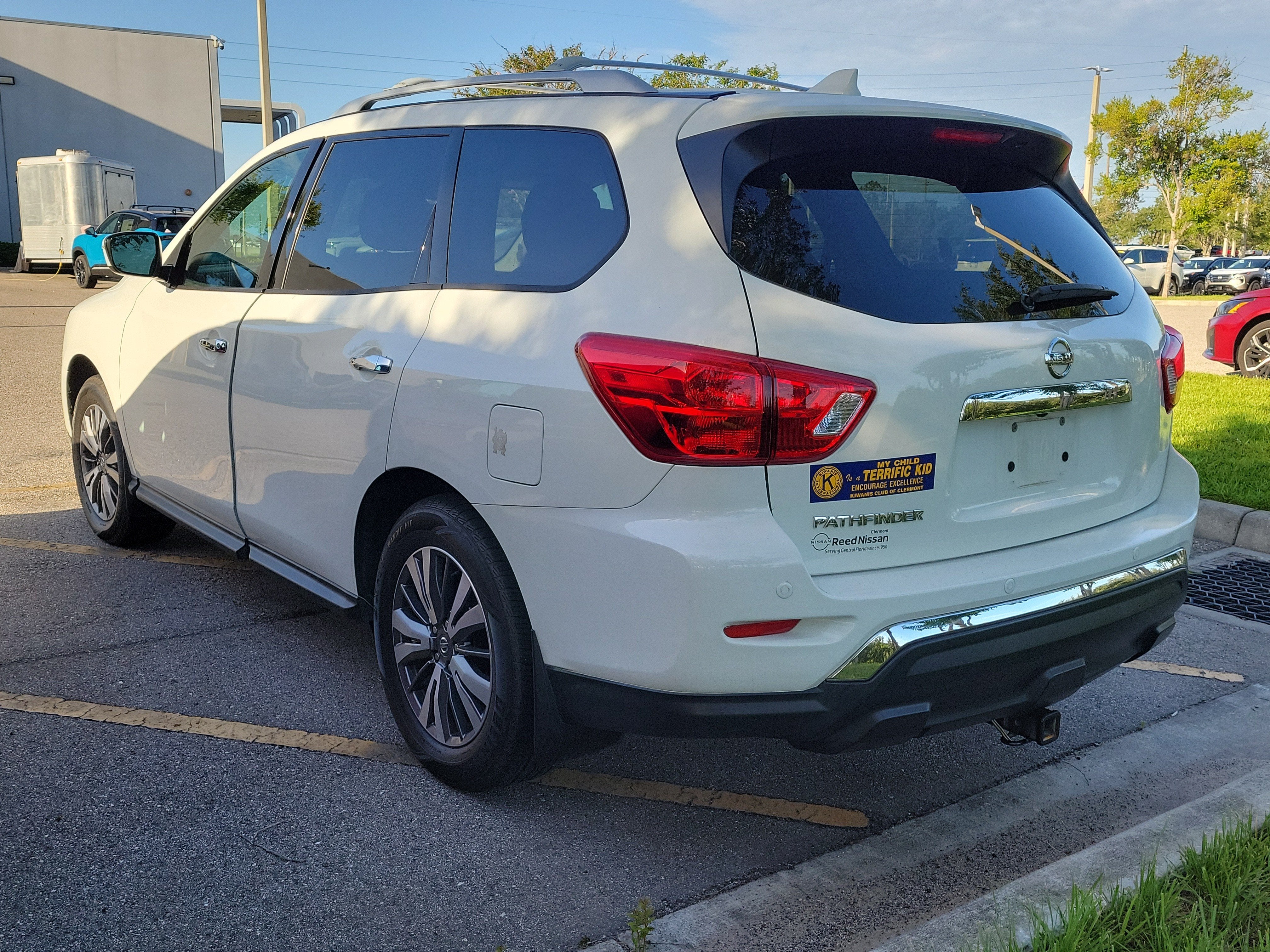 2019 Nissan Pathfinder S