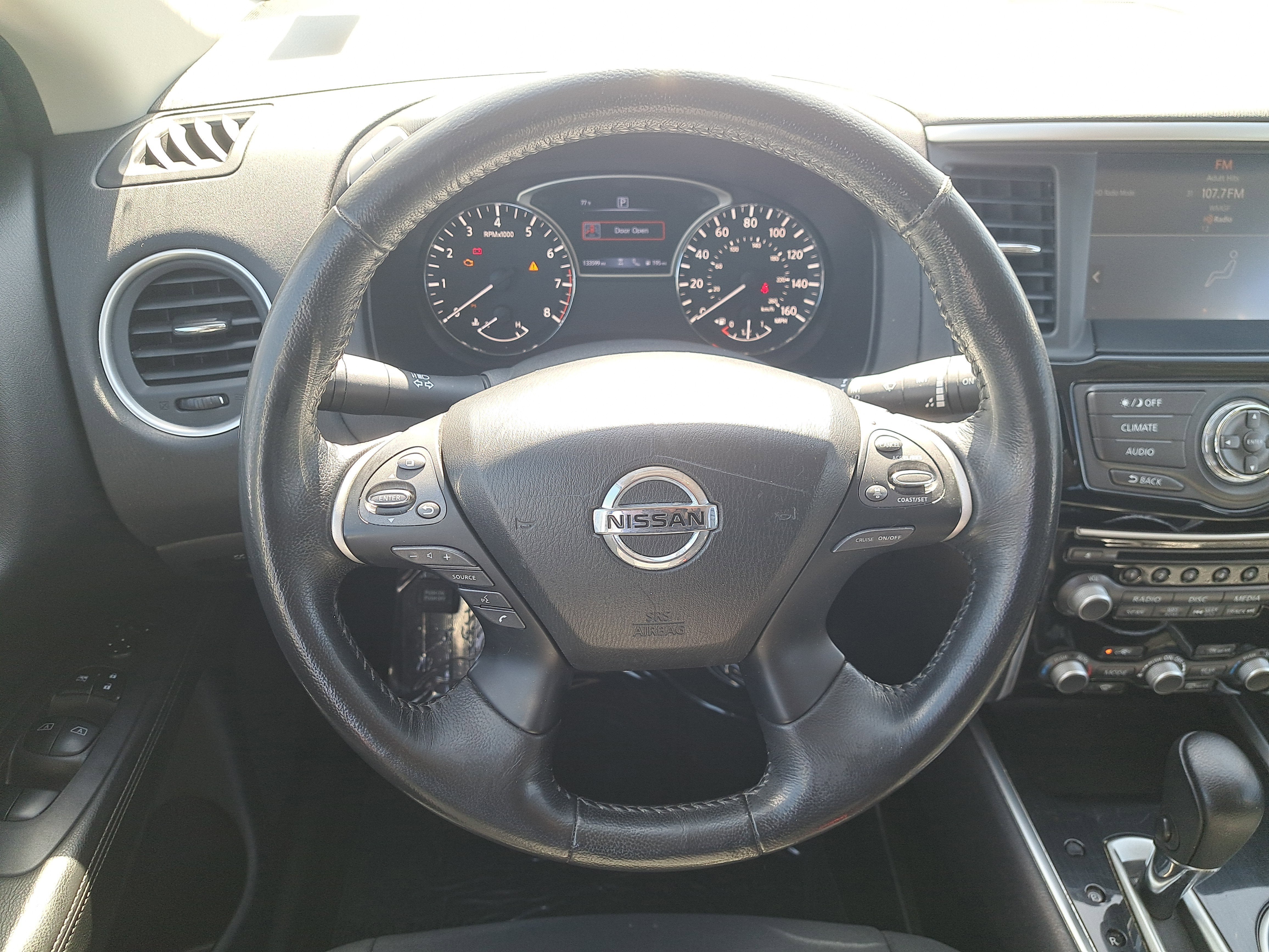 2019 Nissan Pathfinder SV