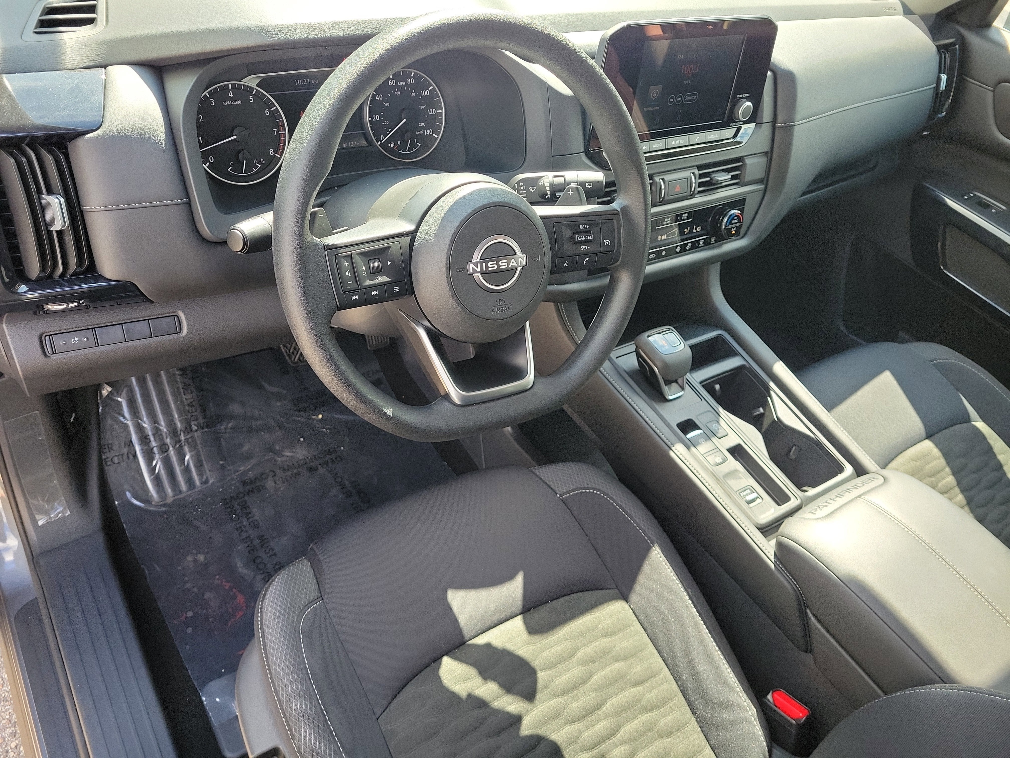 2025 Nissan Pathfinder S