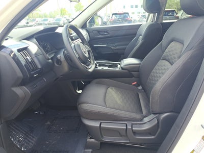 2023 Nissan Pathfinder S