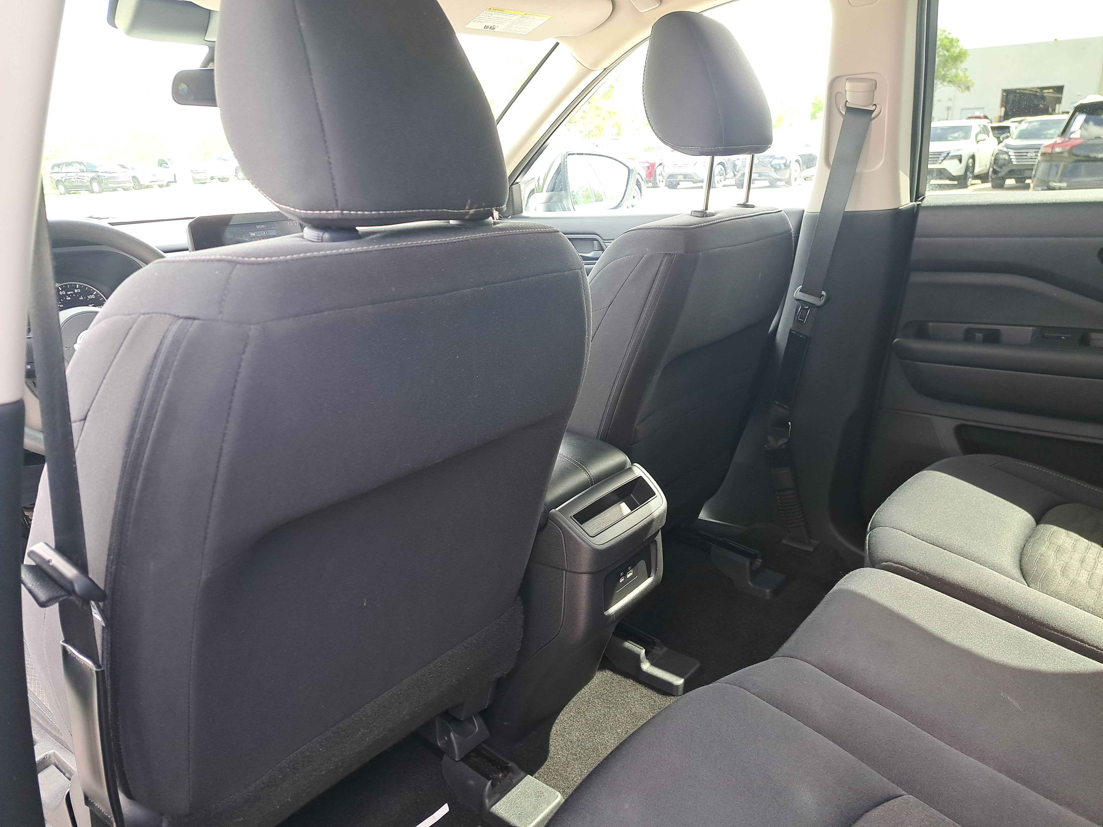 2023 Nissan Pathfinder S