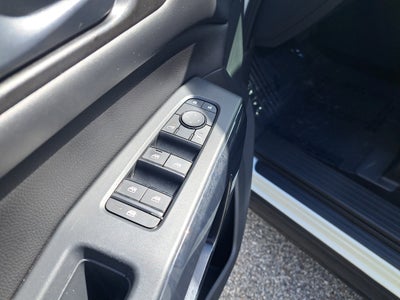 2023 Nissan Pathfinder S