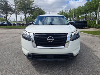 2023 Nissan Pathfinder S