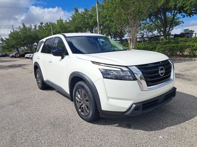 2023 Nissan Pathfinder S