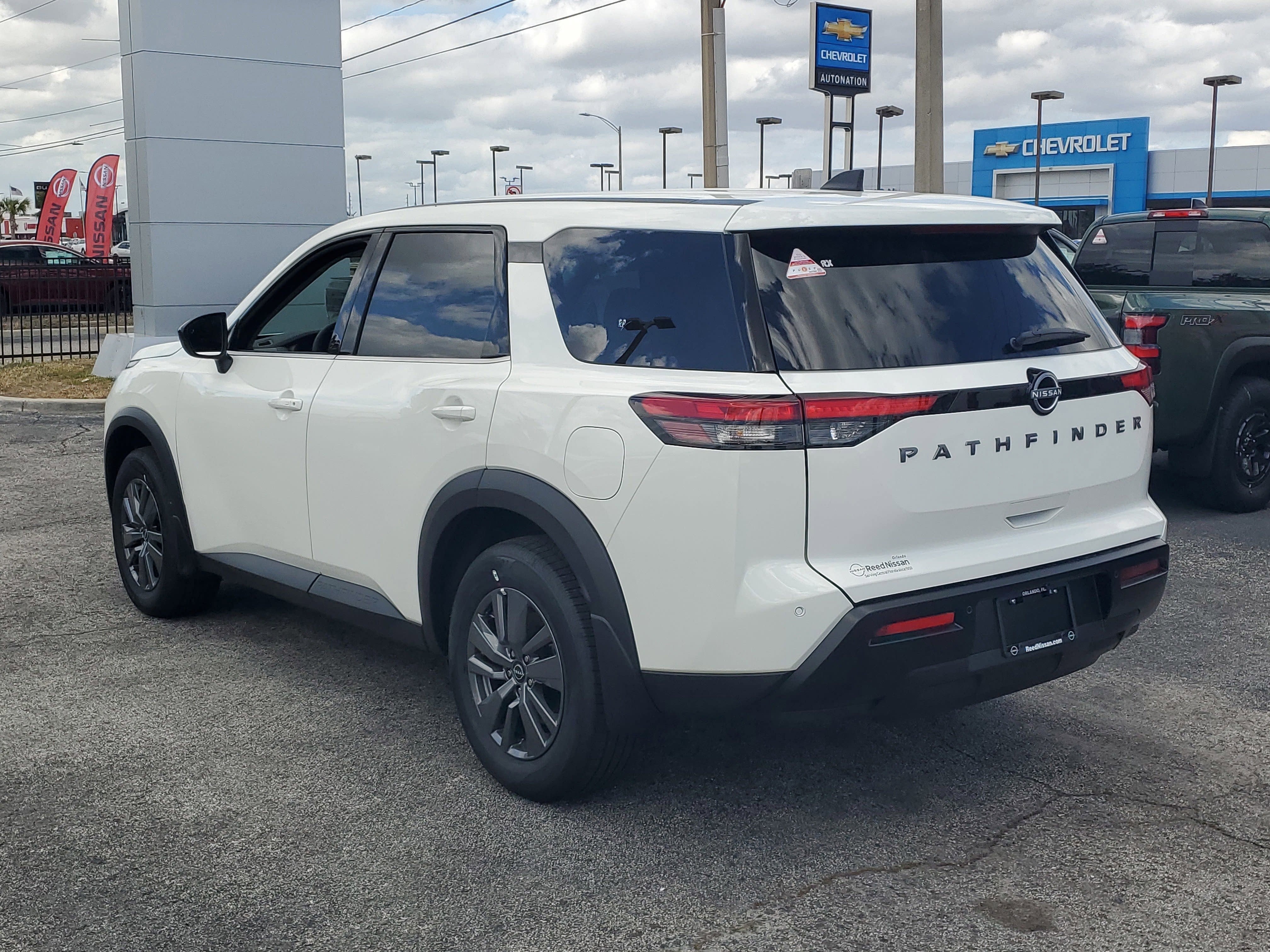 2026 Nissan Pathfinder S