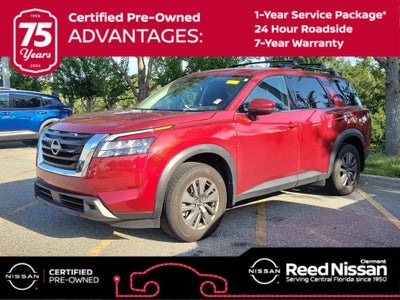 2025 Nissan Pathfinder SV