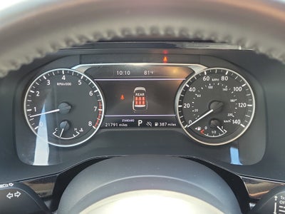 2025 Nissan Pathfinder SV