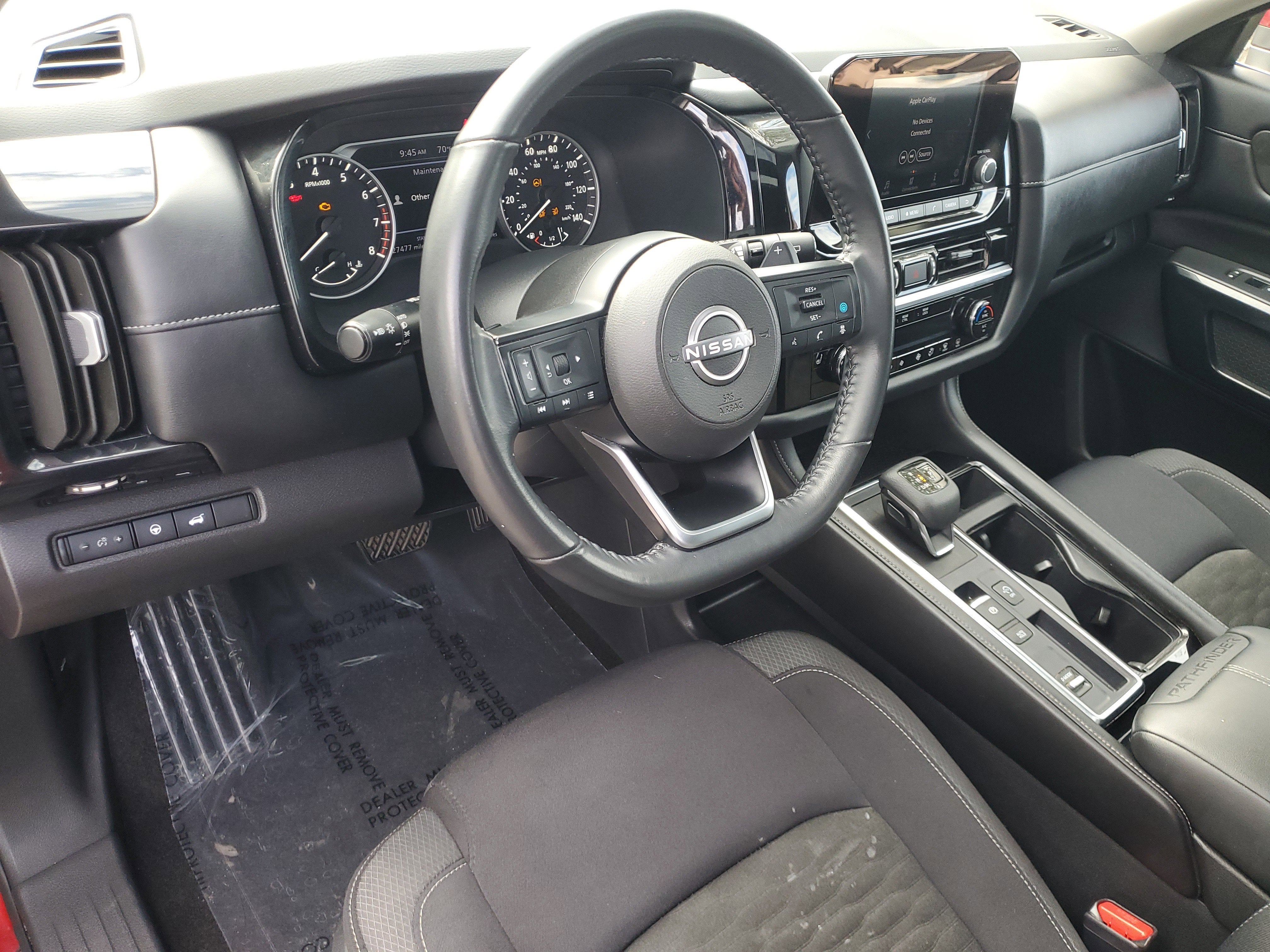 2024 Nissan Pathfinder SV