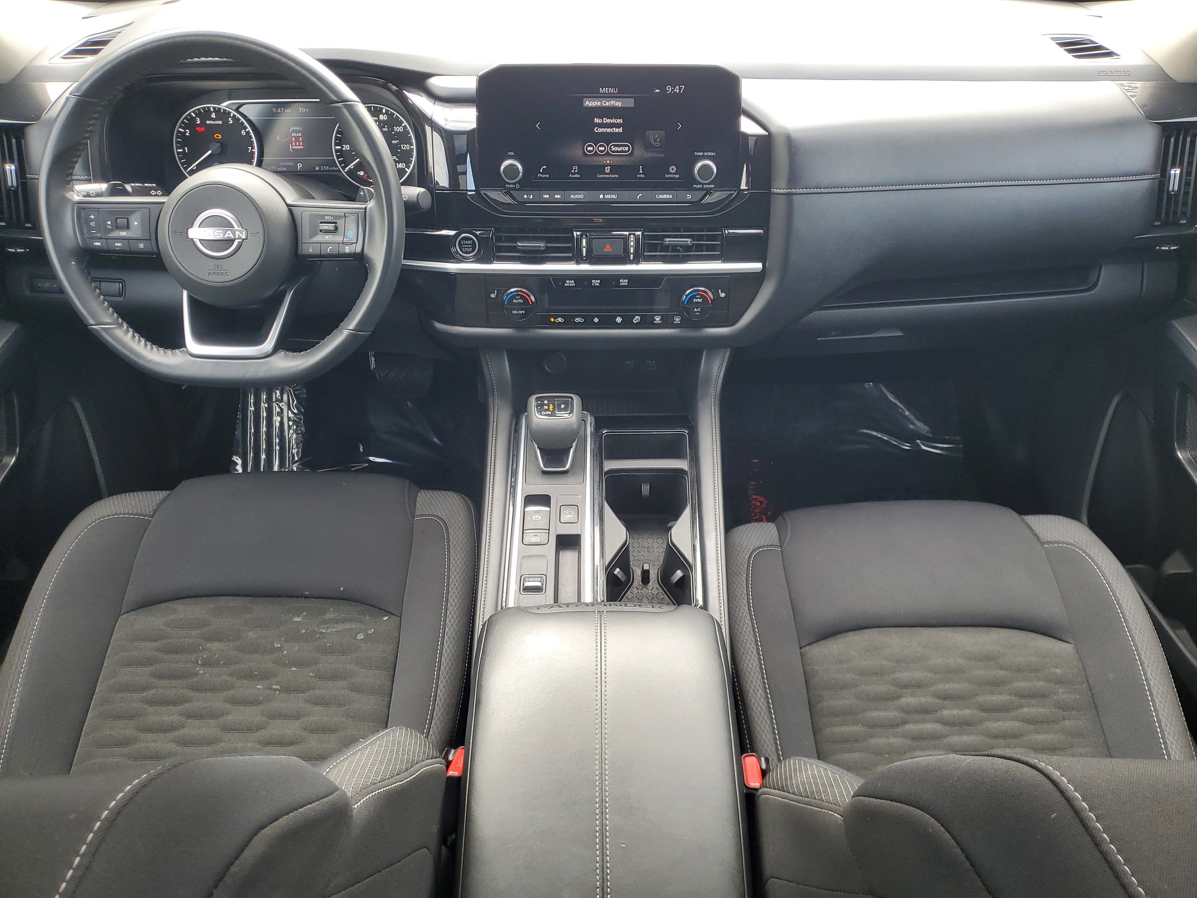 2024 Nissan Pathfinder SV