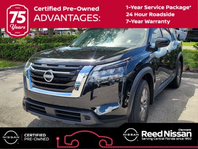 2025 Nissan Pathfinder SV