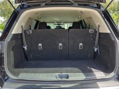 2023 Nissan Pathfinder SV